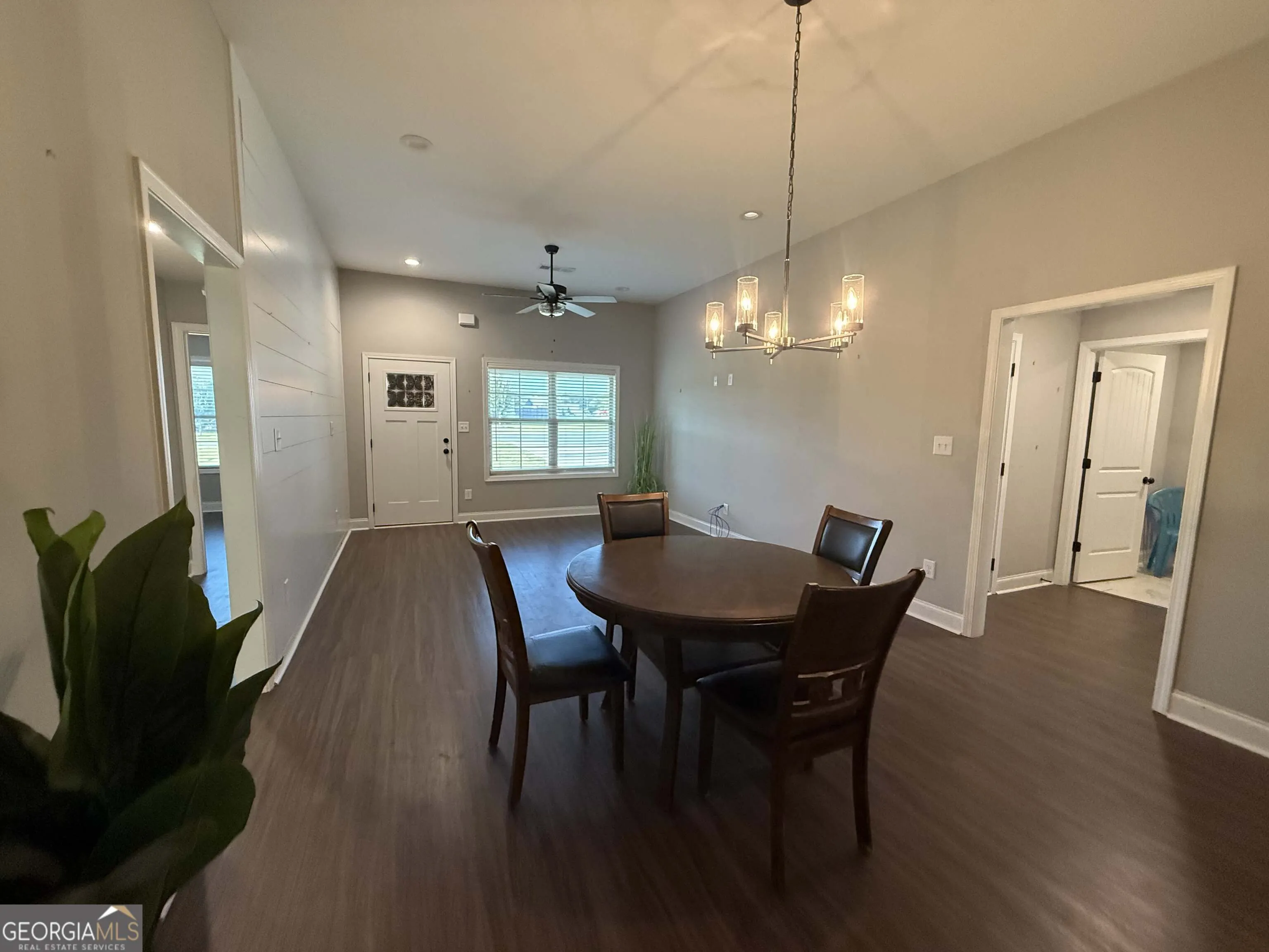215 Red Tail Circle