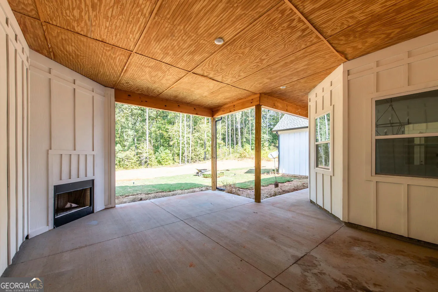 1333 Happy Hill Road