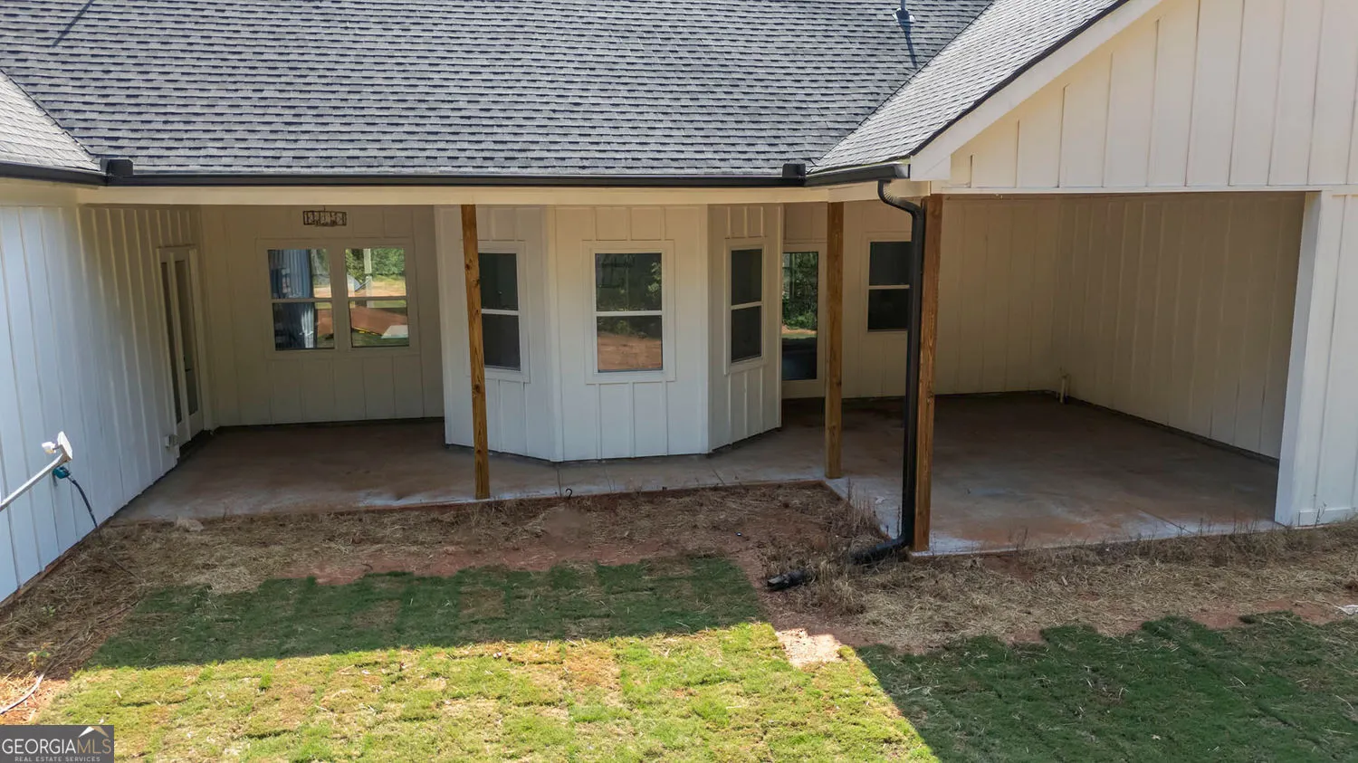 1333 Happy Hill Road