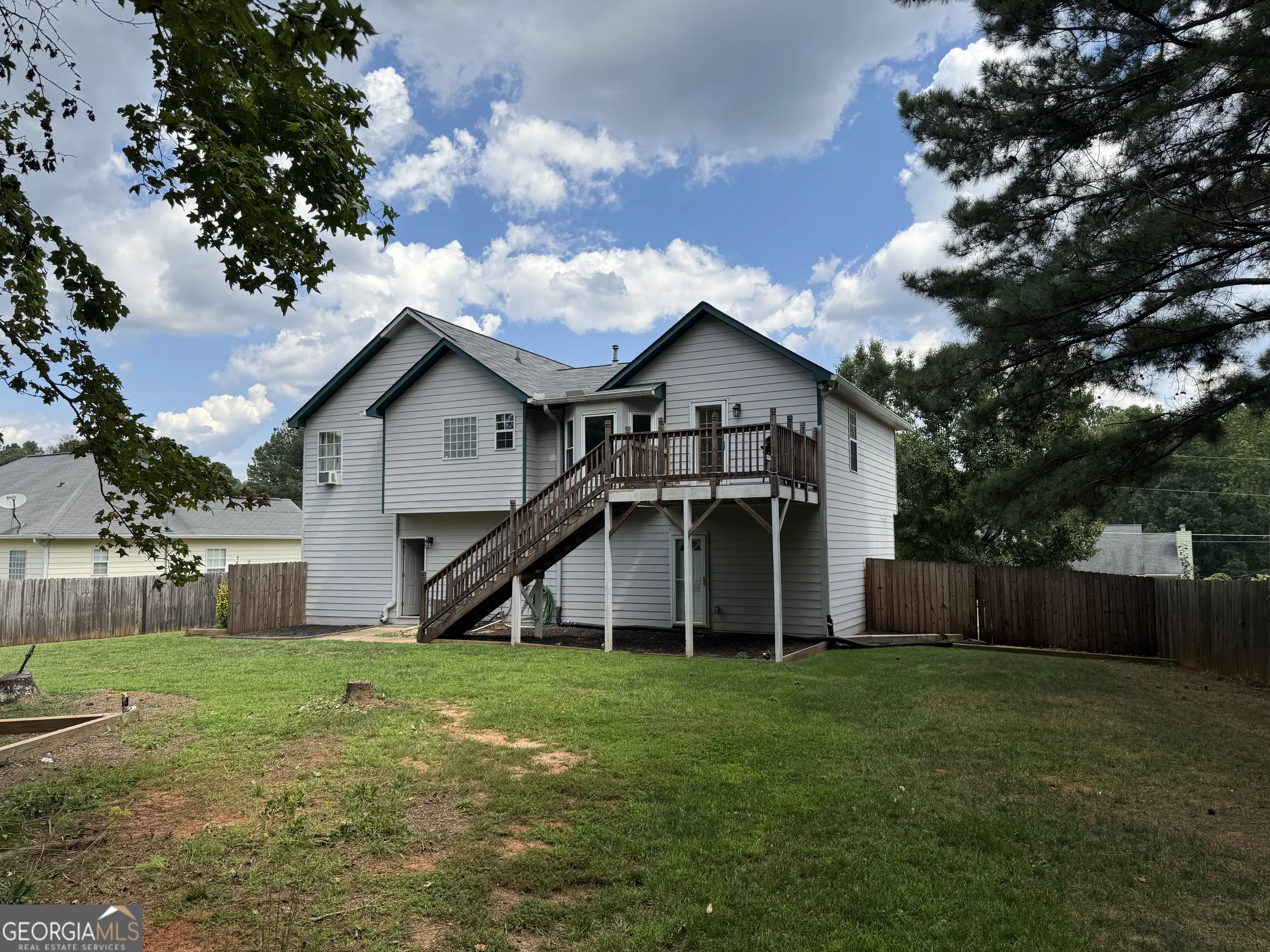 411 Summer Creek Drive