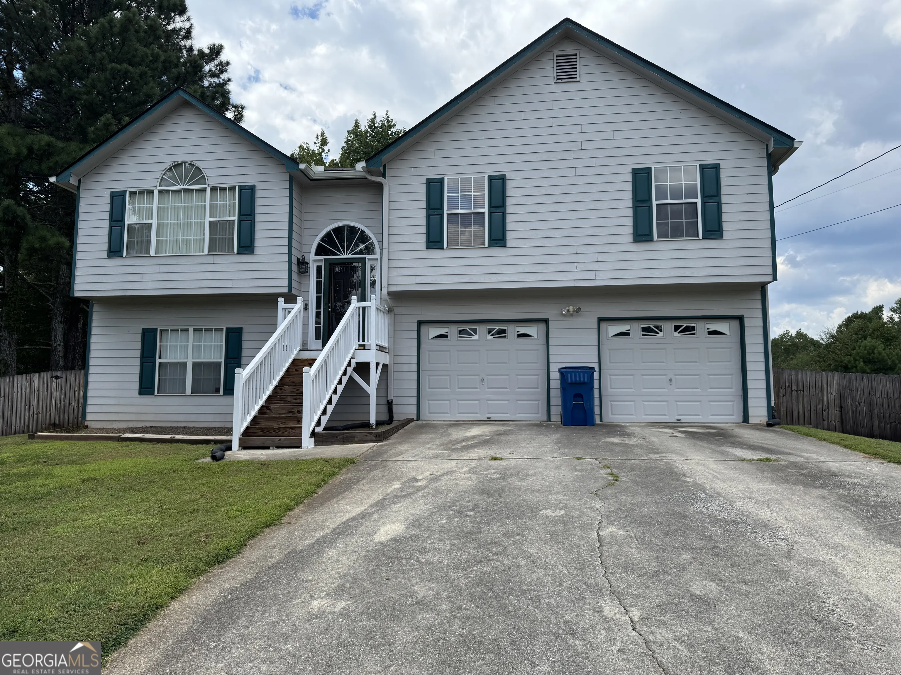411 Summer Creek Drive