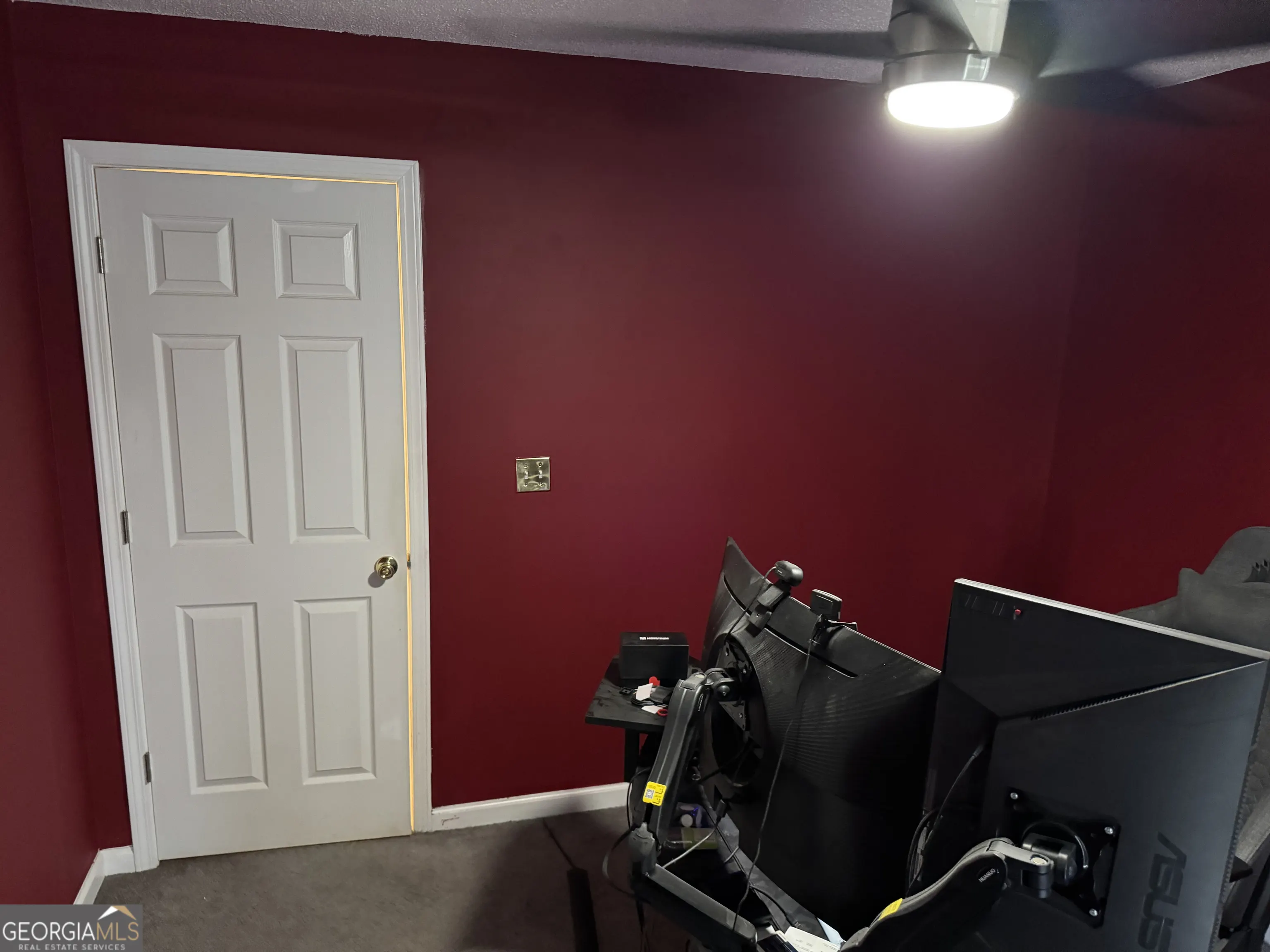 411 Summer Creek Drive