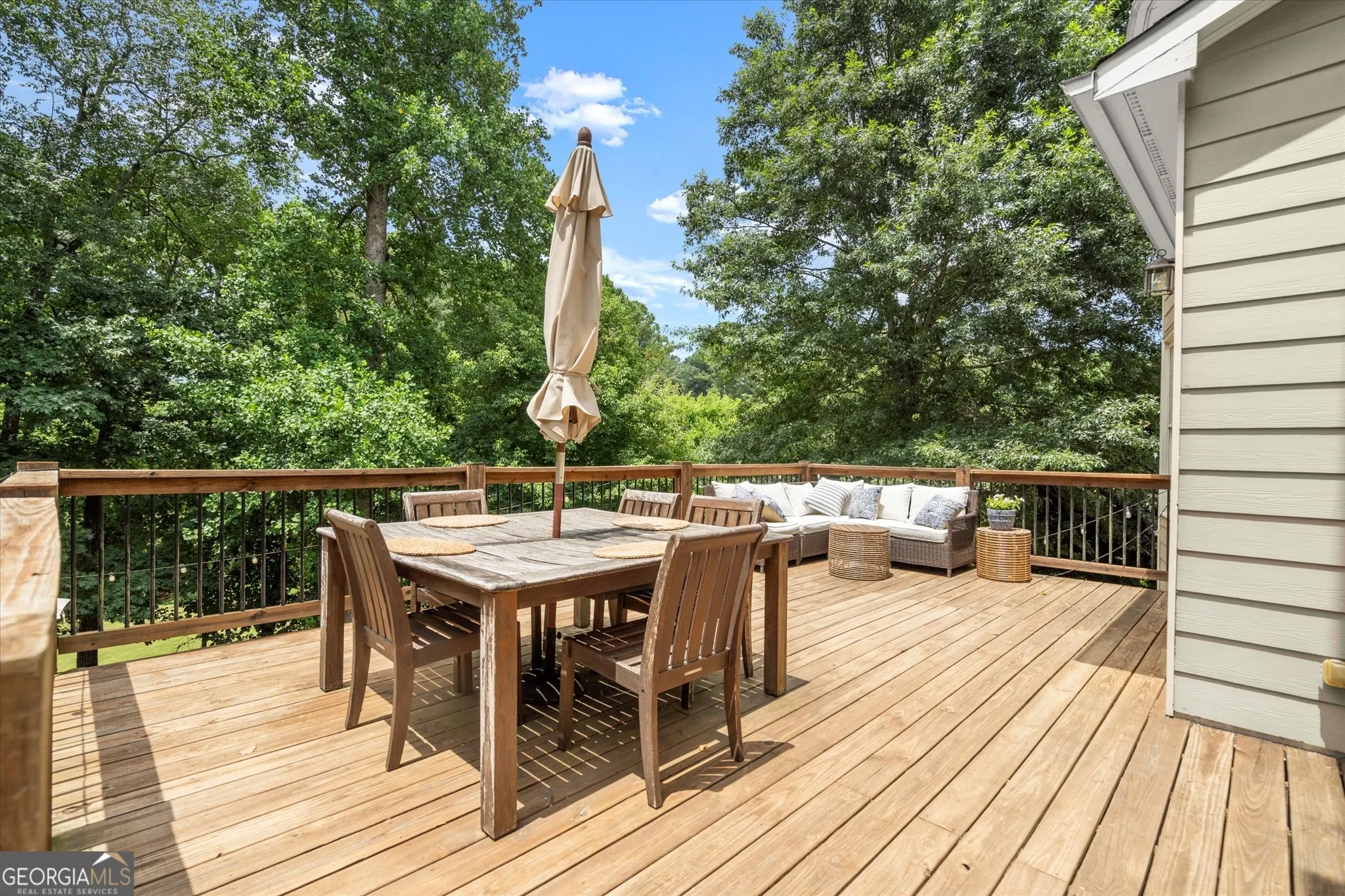 402 Greyfield Drive