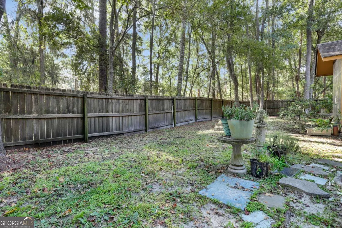 40 Old Sunbury Trail