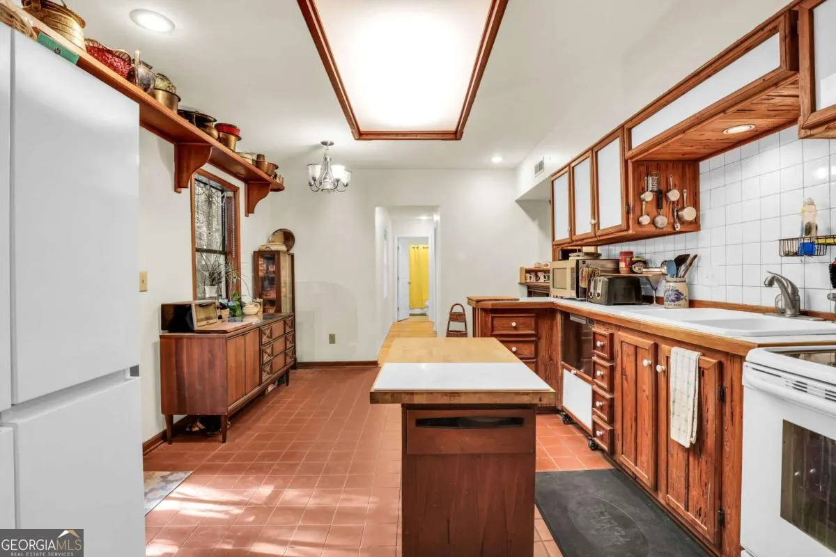 40 Old Sunbury Trail