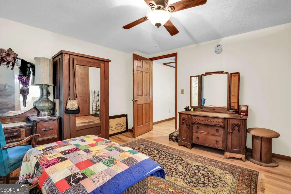 40 Old Sunbury Trail