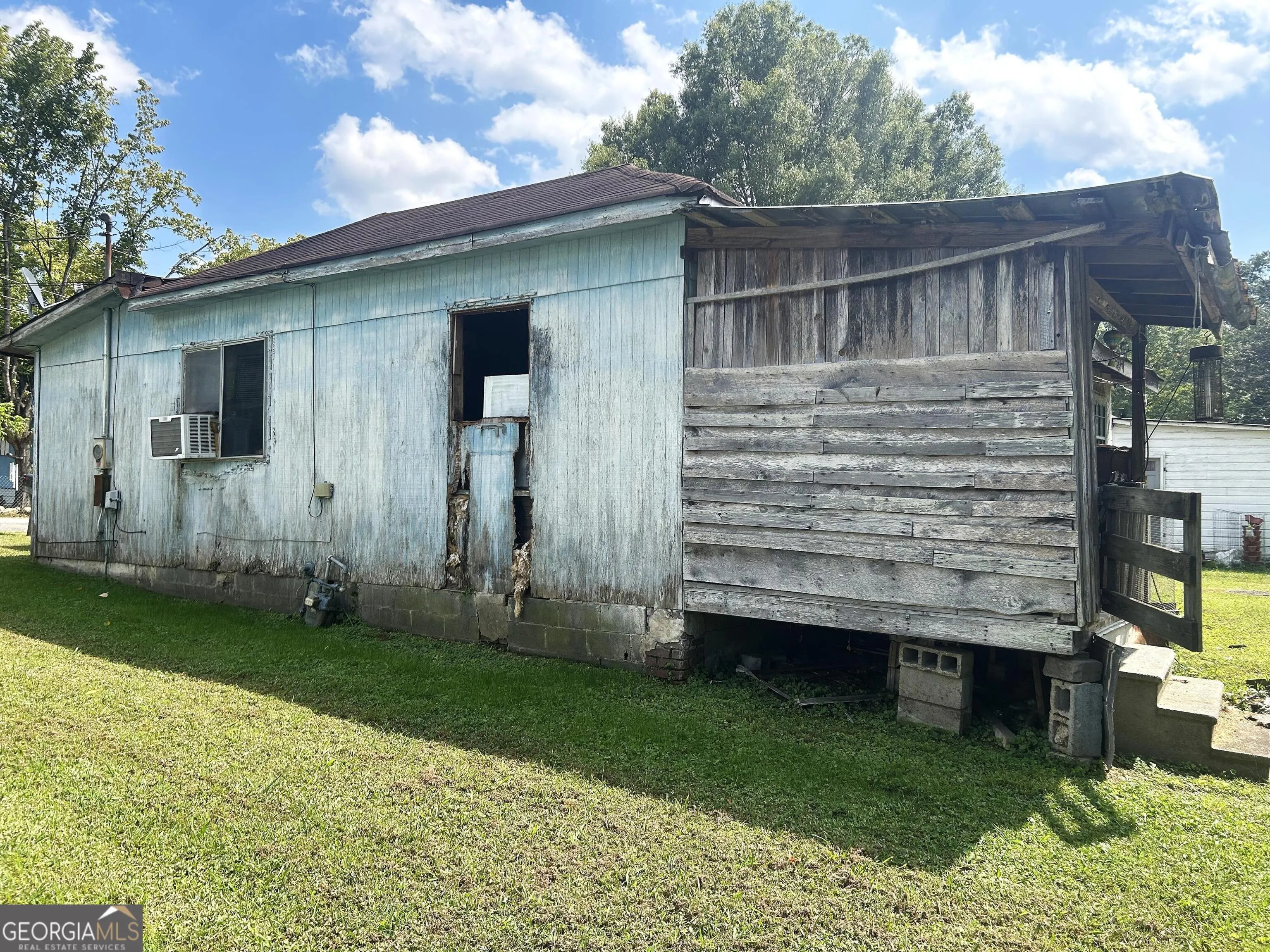 312 Pine Street