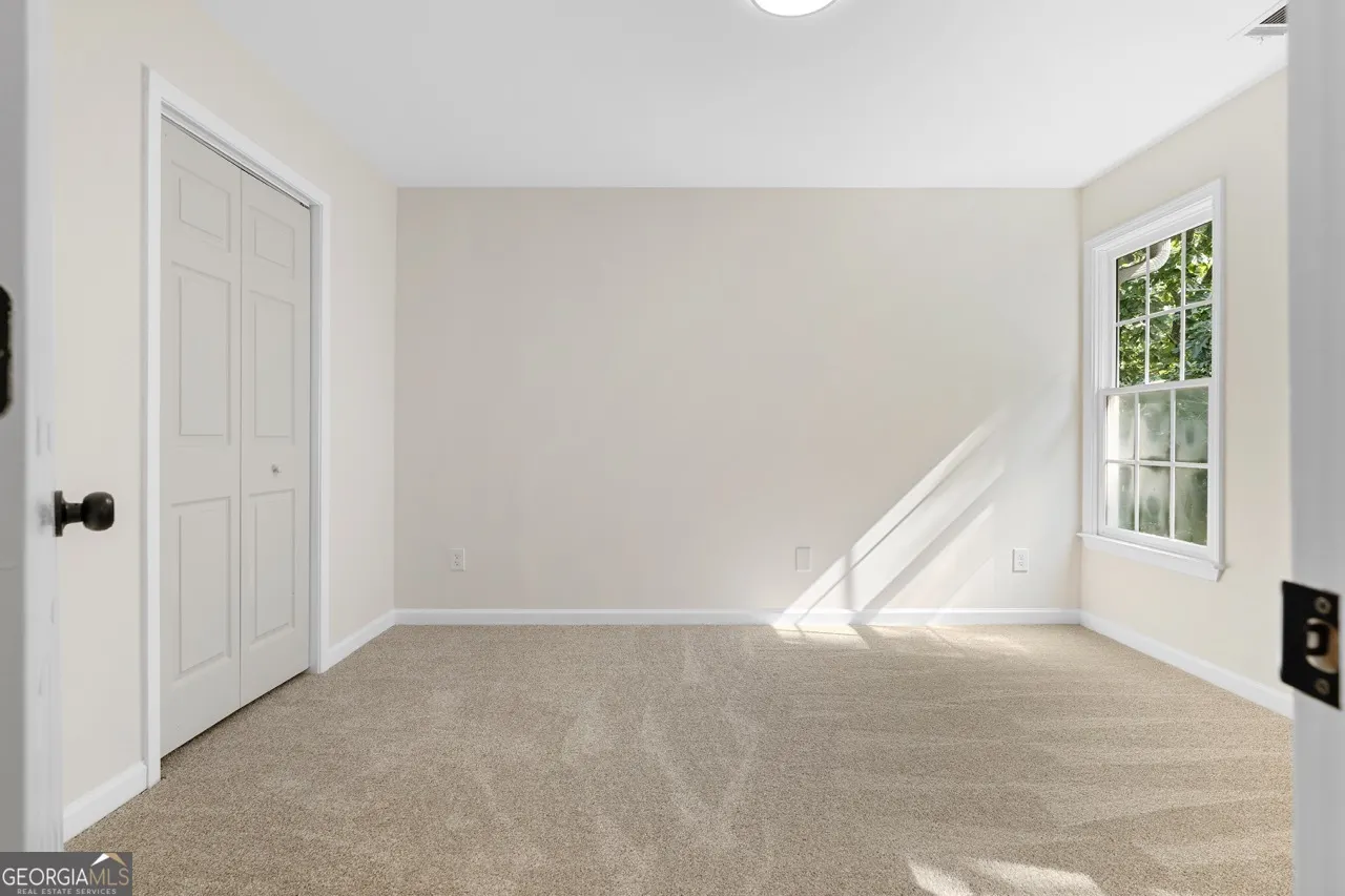 184 Corner Oak Court
