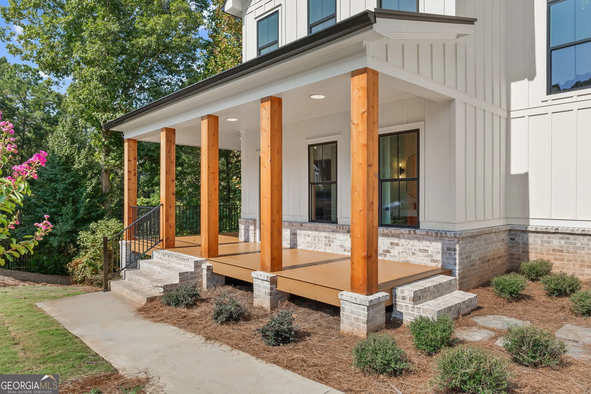 416 Ballymore Pass