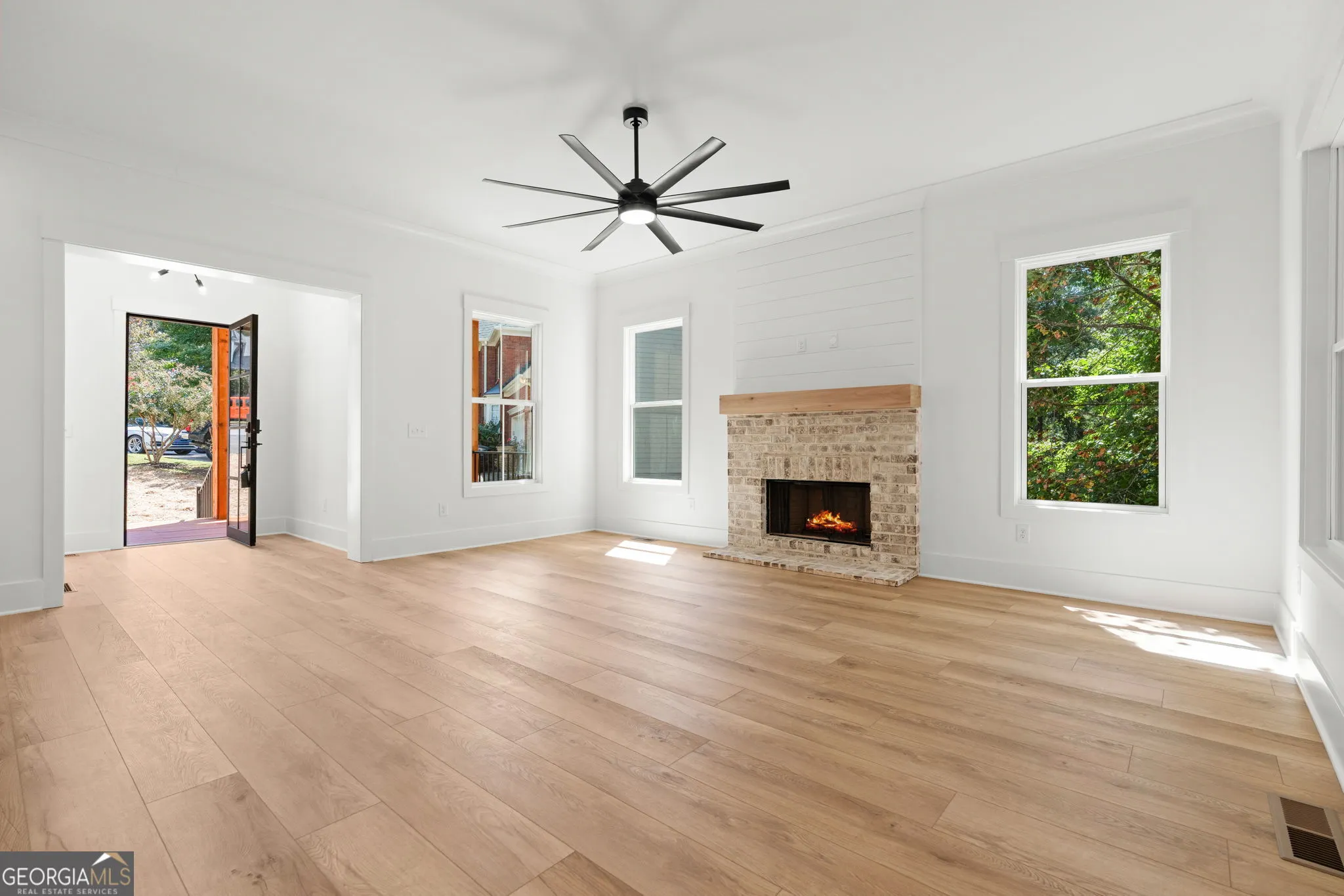 416 Ballymore Pass
