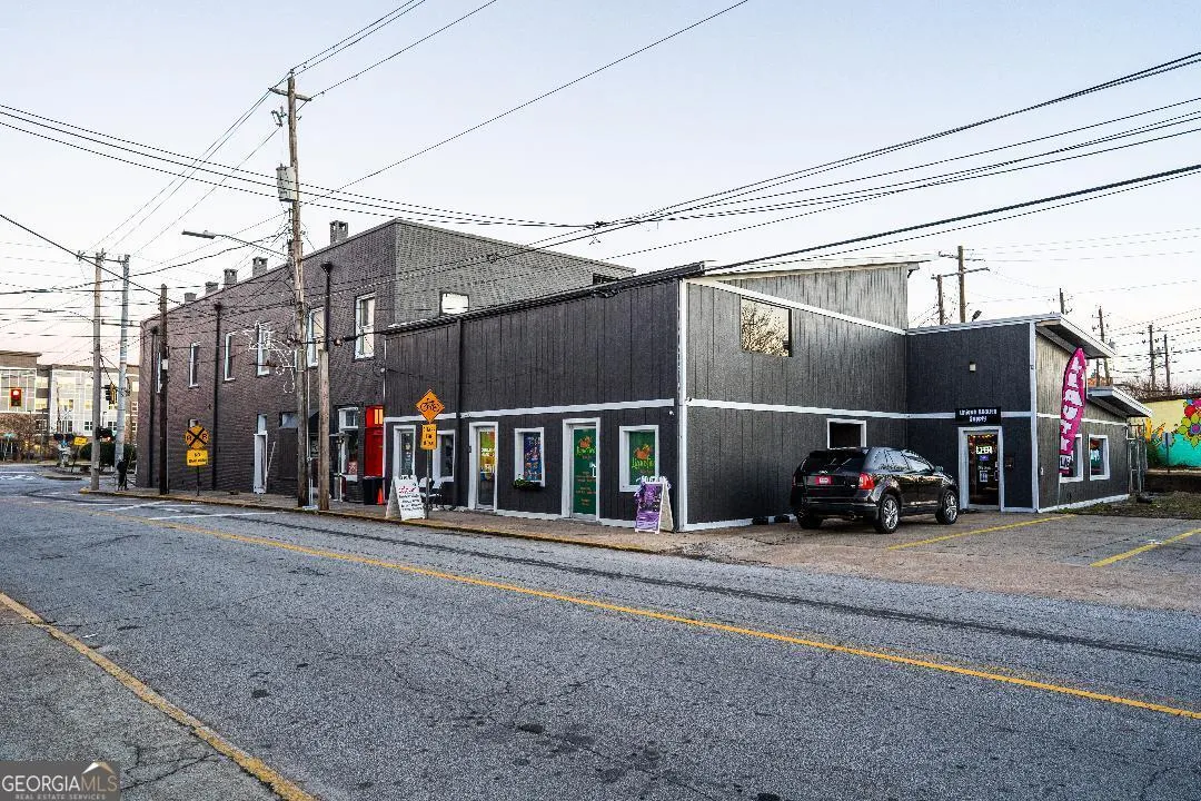 3737 Main Street