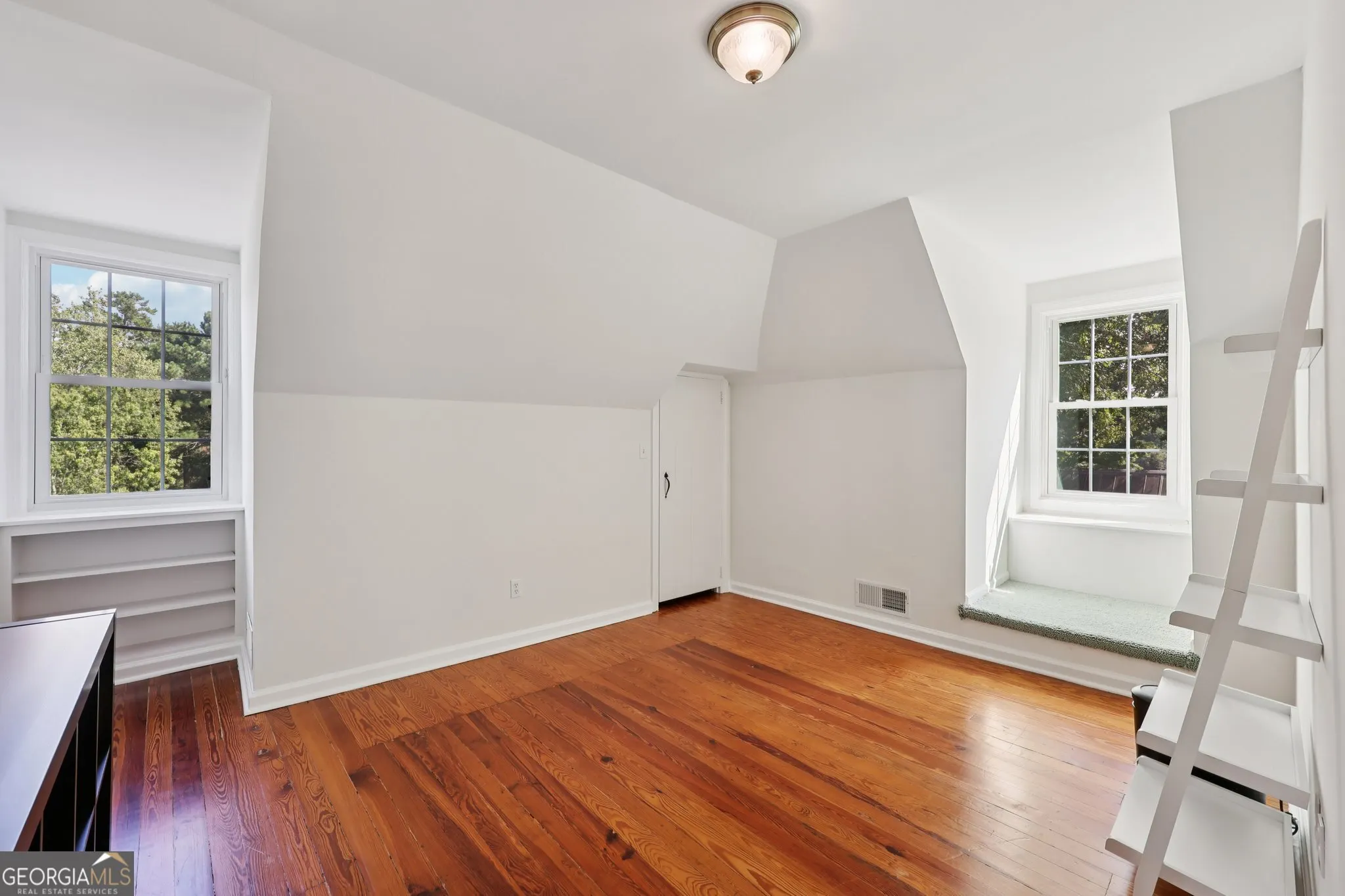 1585 Blackwell Road
