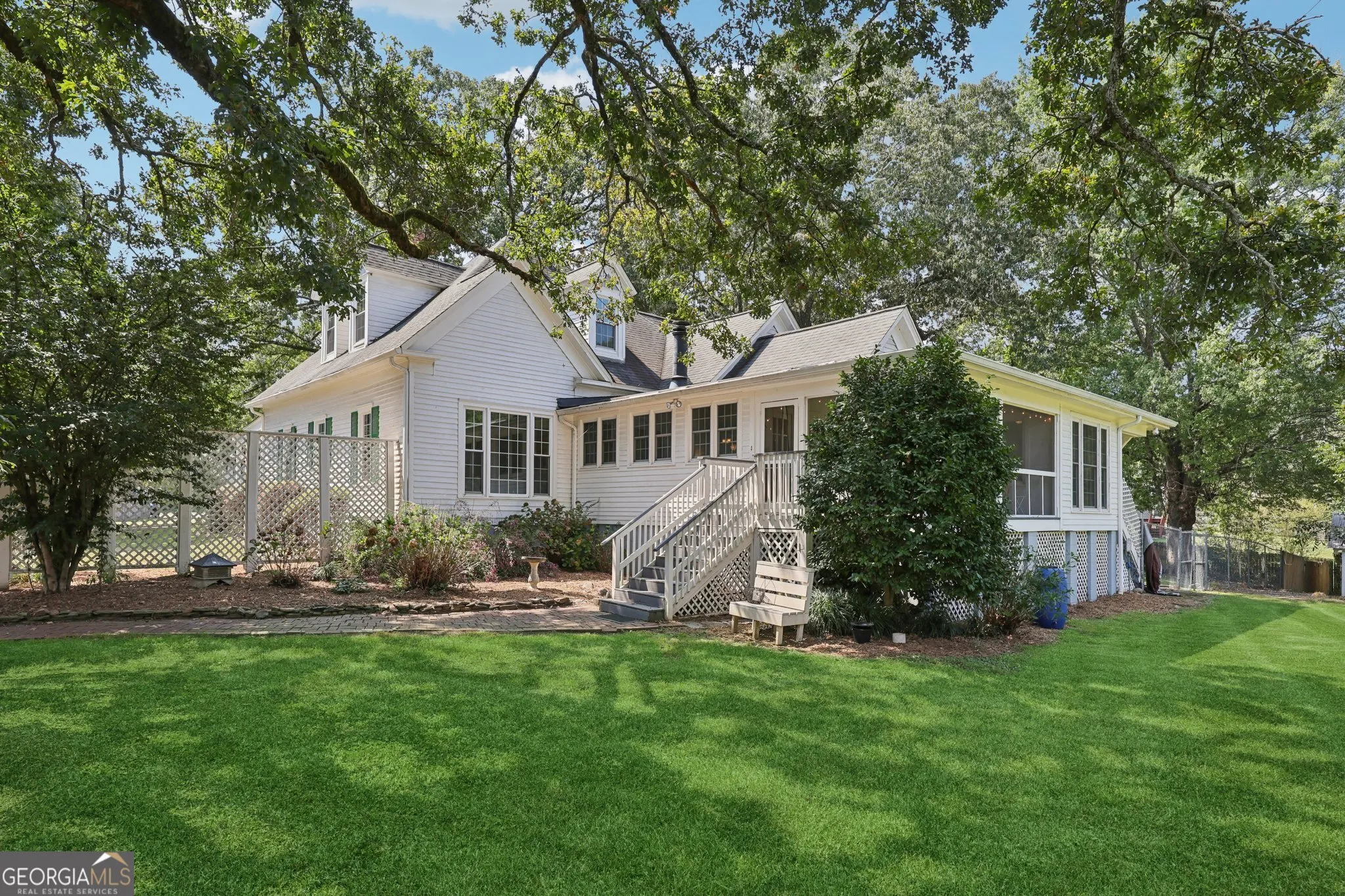1585 Blackwell Road