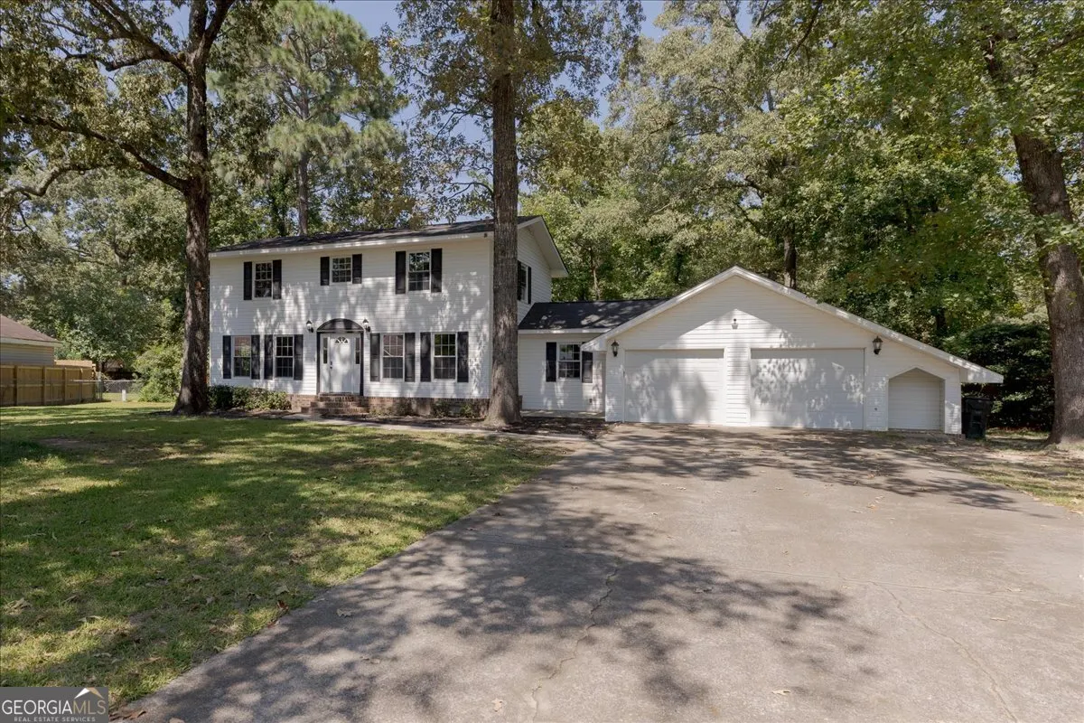 305 Tarrasa Drive