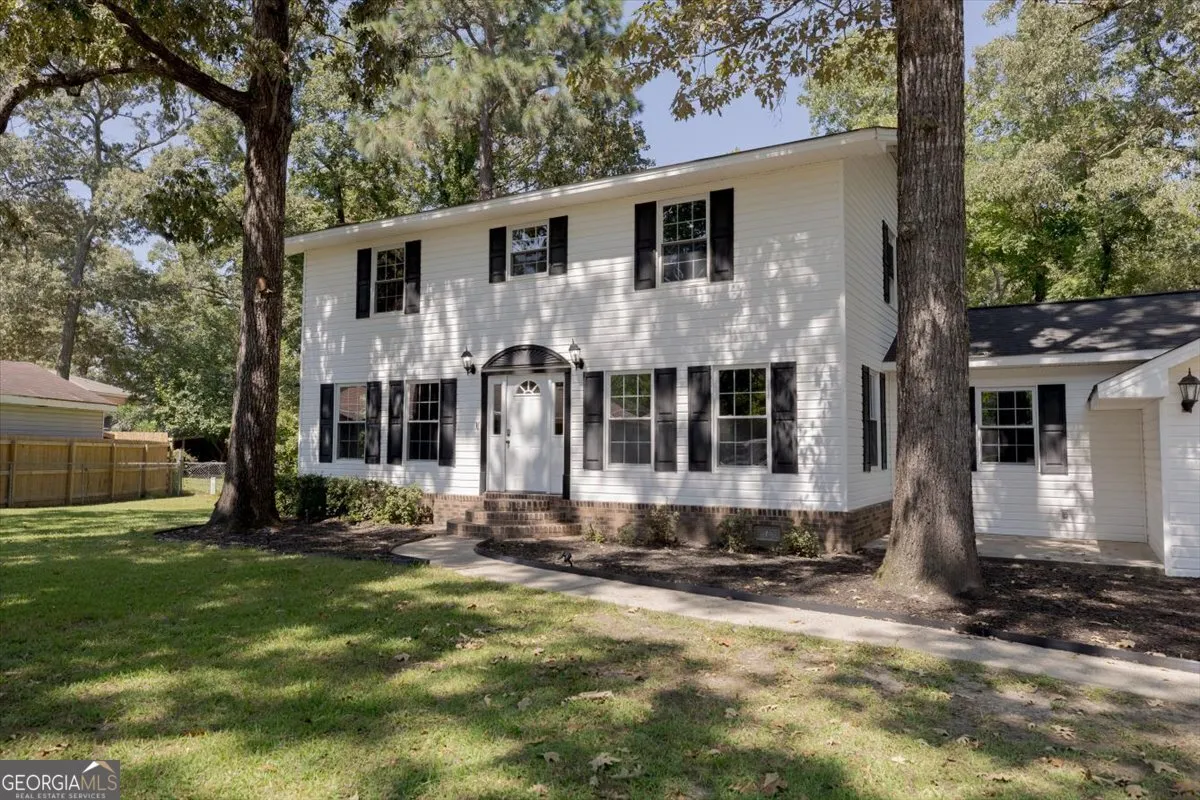 305 Tarrasa Drive