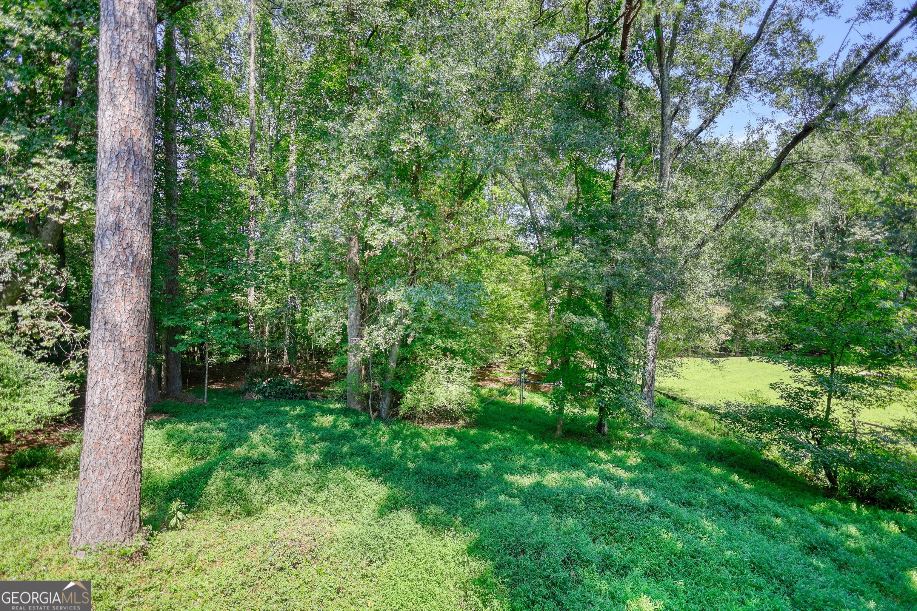 4527 Robie Road SW