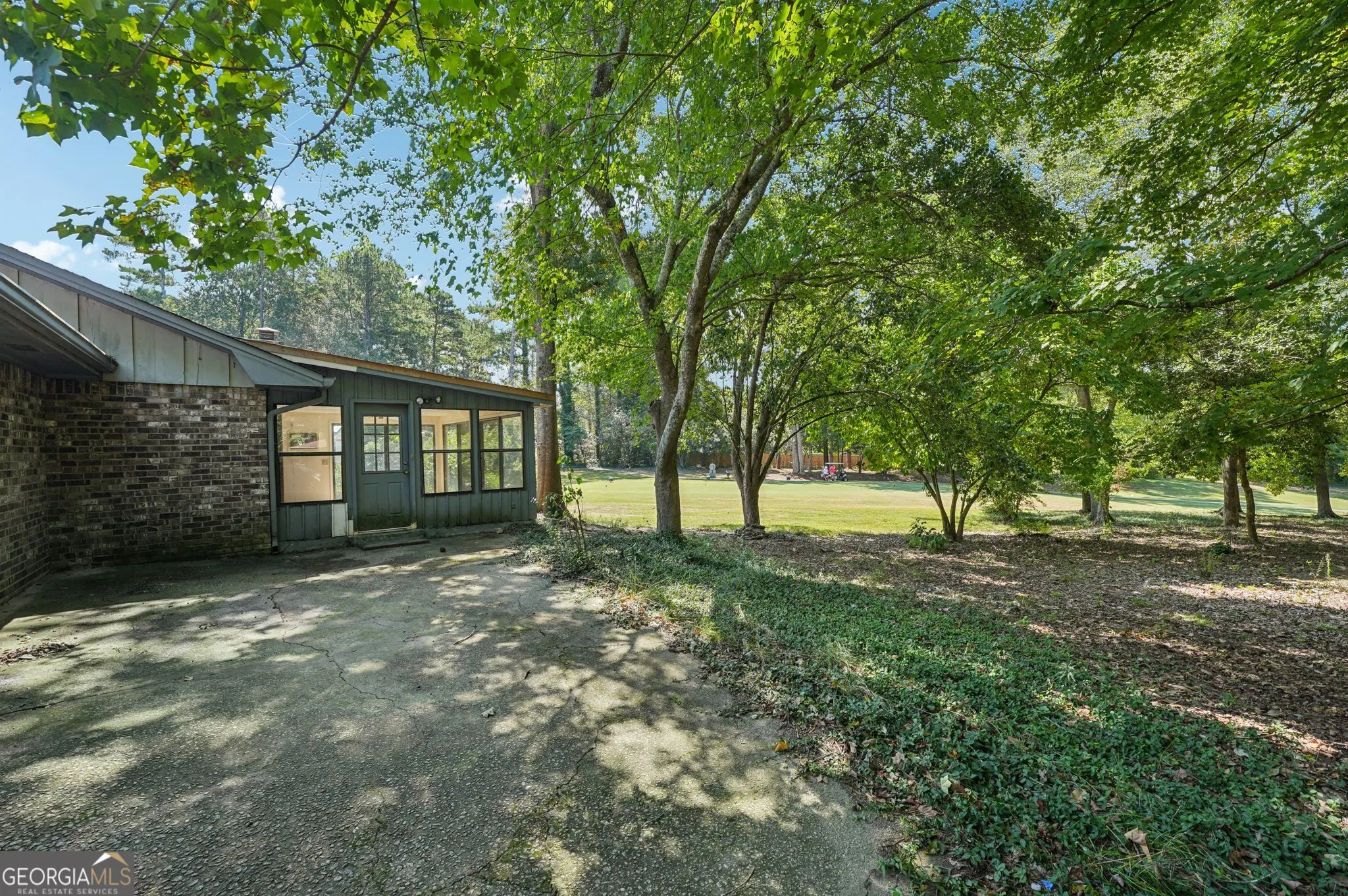 3665 Clubhouse Lane SE