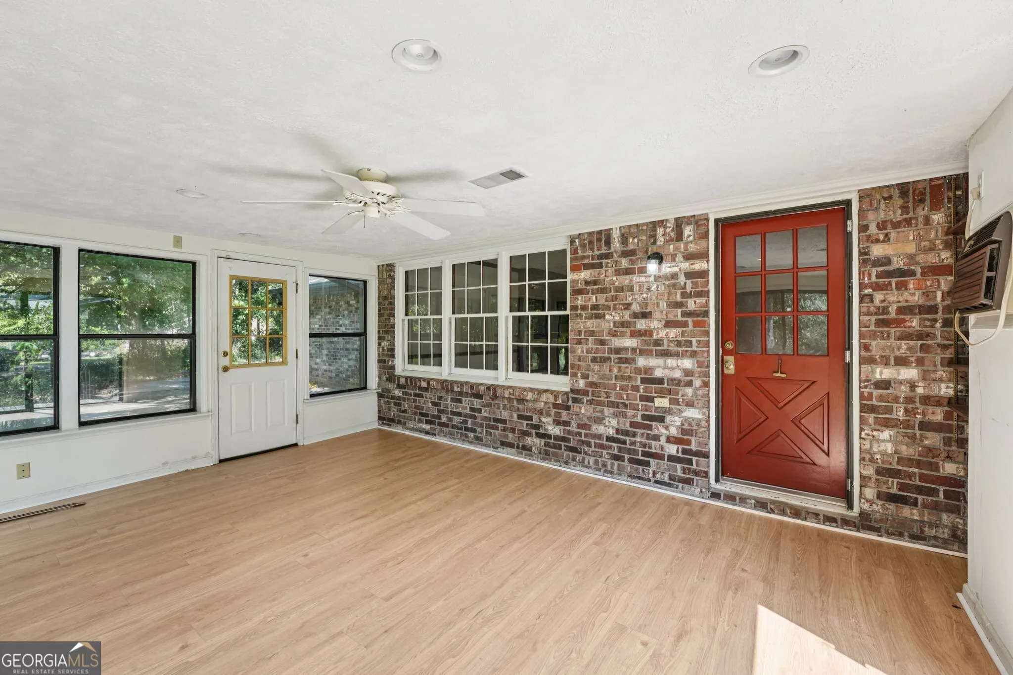 3665 Clubhouse Lane SE