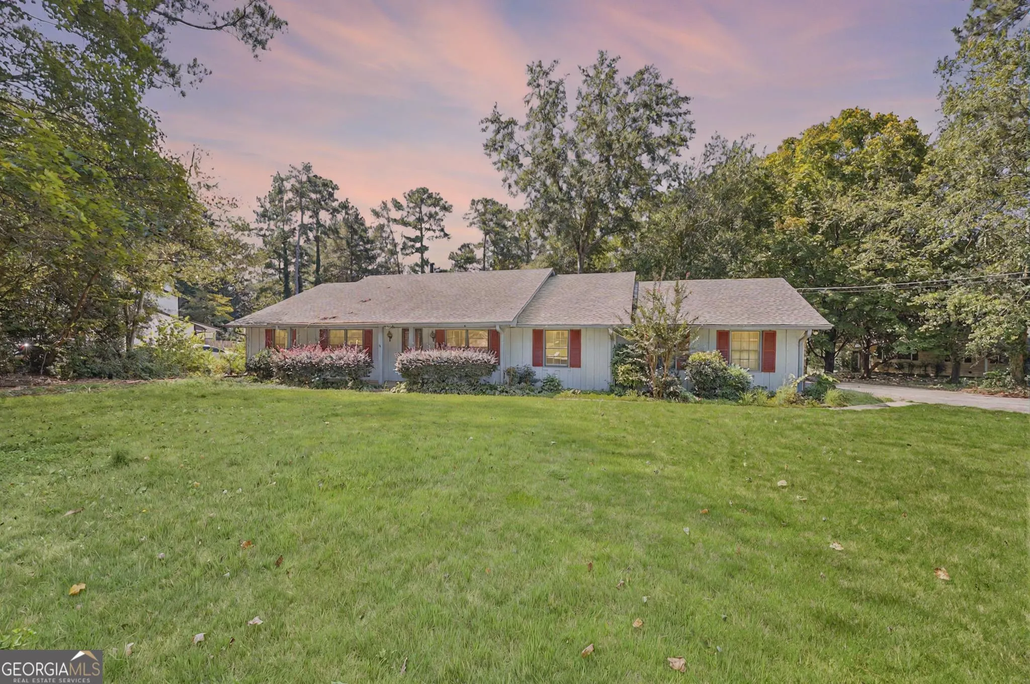 3665 Clubhouse Lane SE