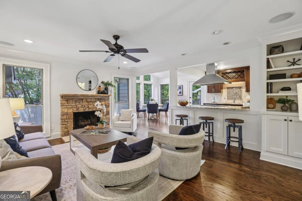 2005 Canyon Point Circle
