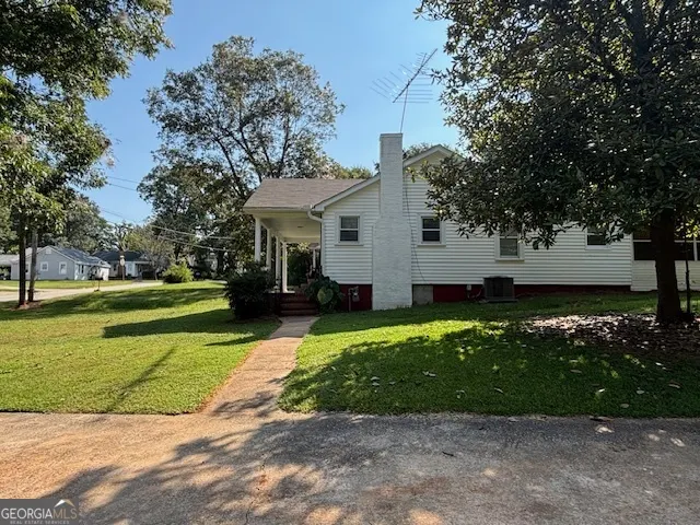 206 Elizabeth Street