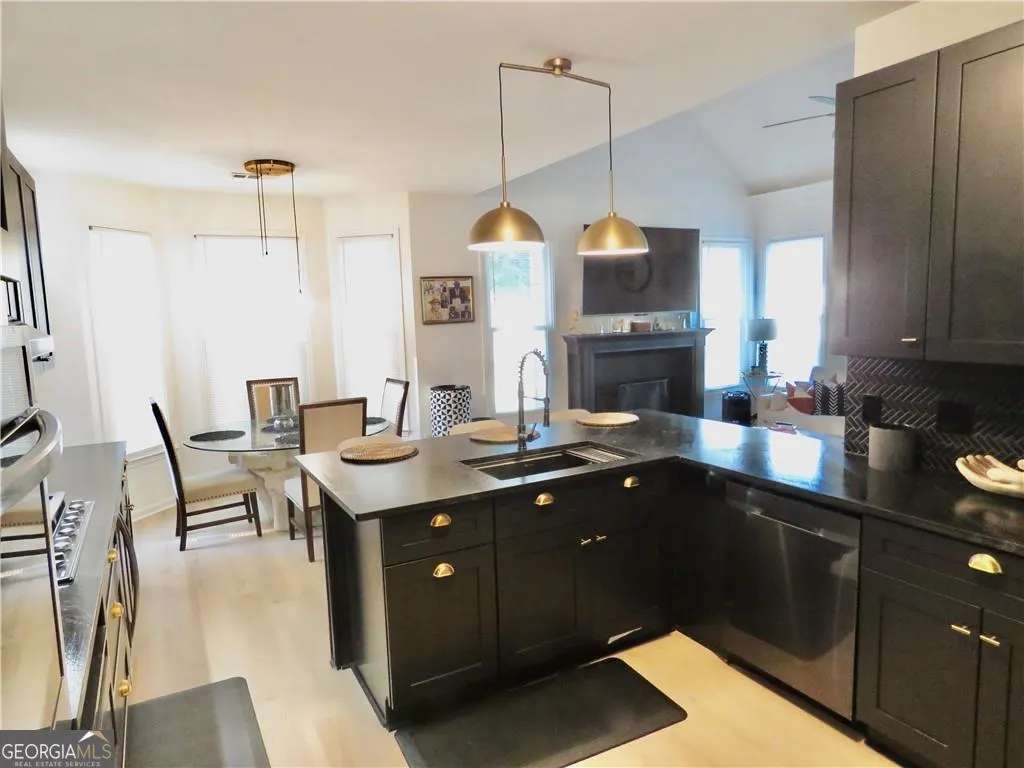 4119 Sweetwater Parkway