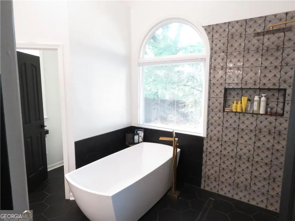 4119 Sweetwater Parkway