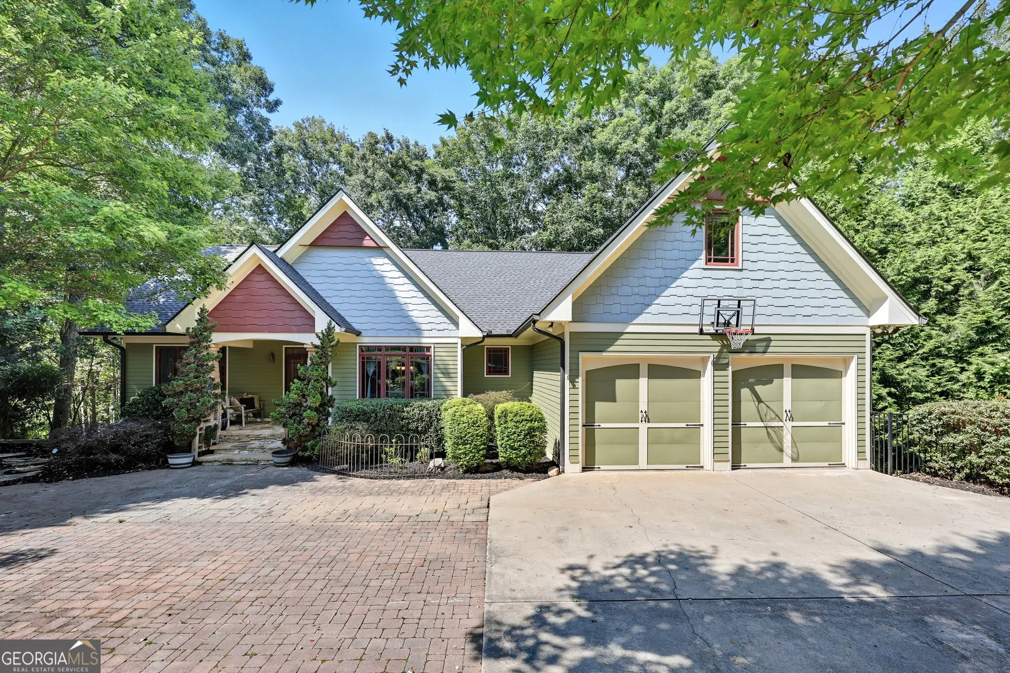 2641 Bridgewater Circle