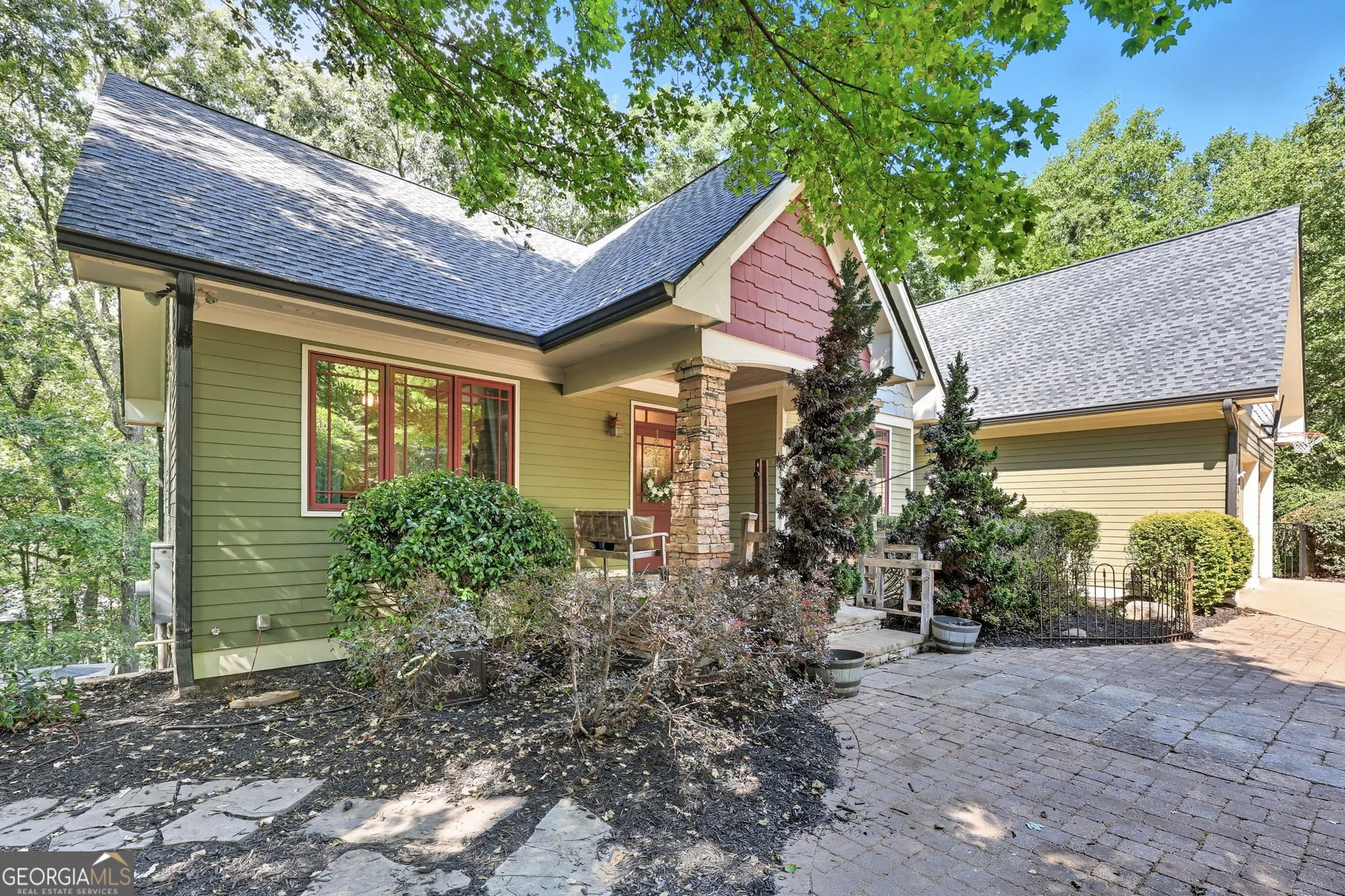 2641 Bridgewater Circle