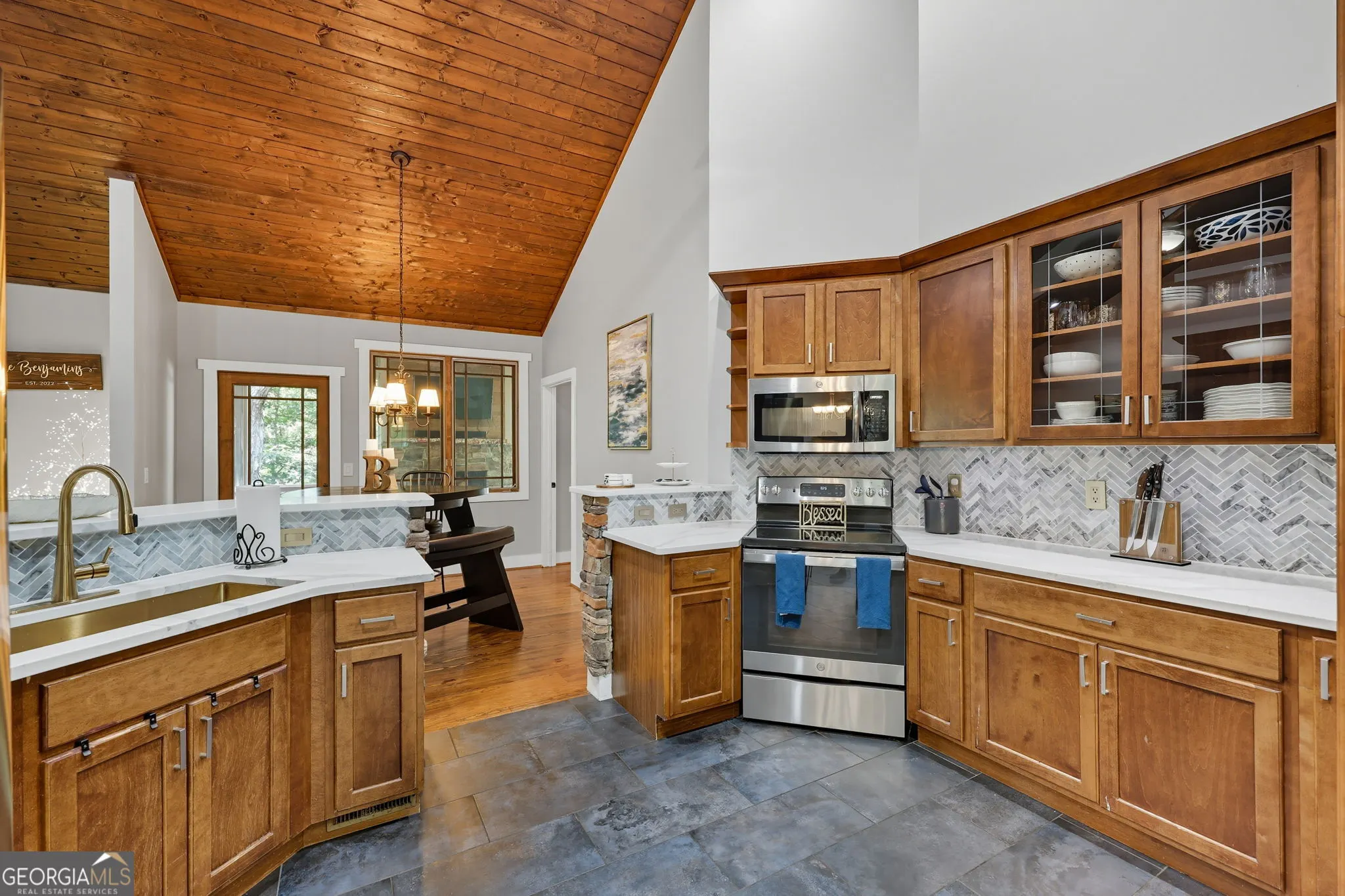 2641 Bridgewater Circle