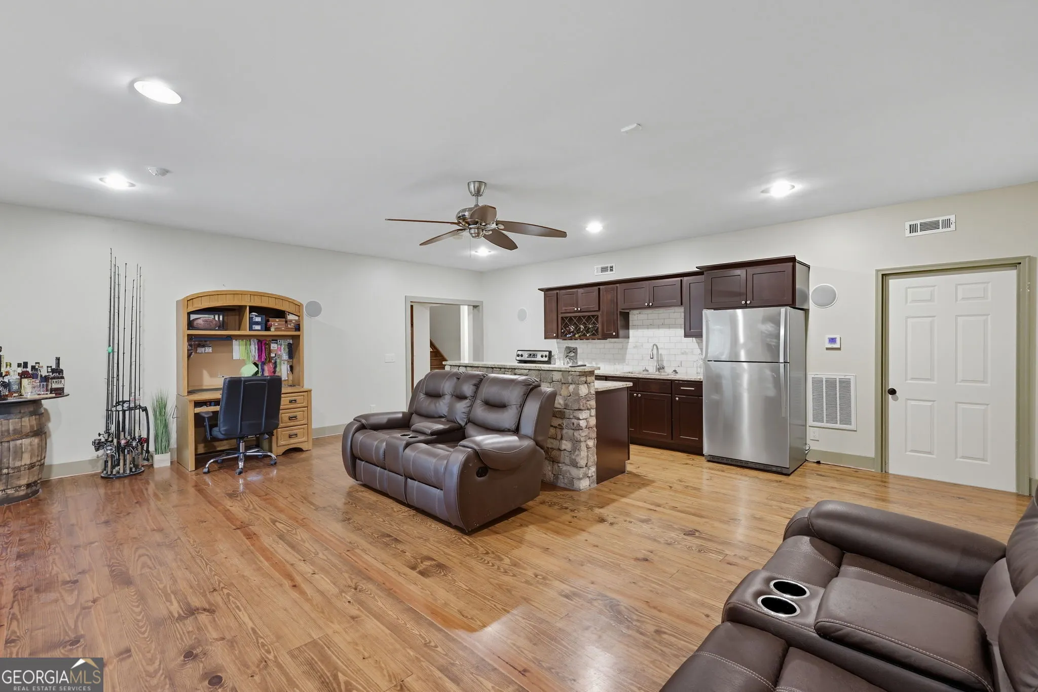 2641 Bridgewater Circle