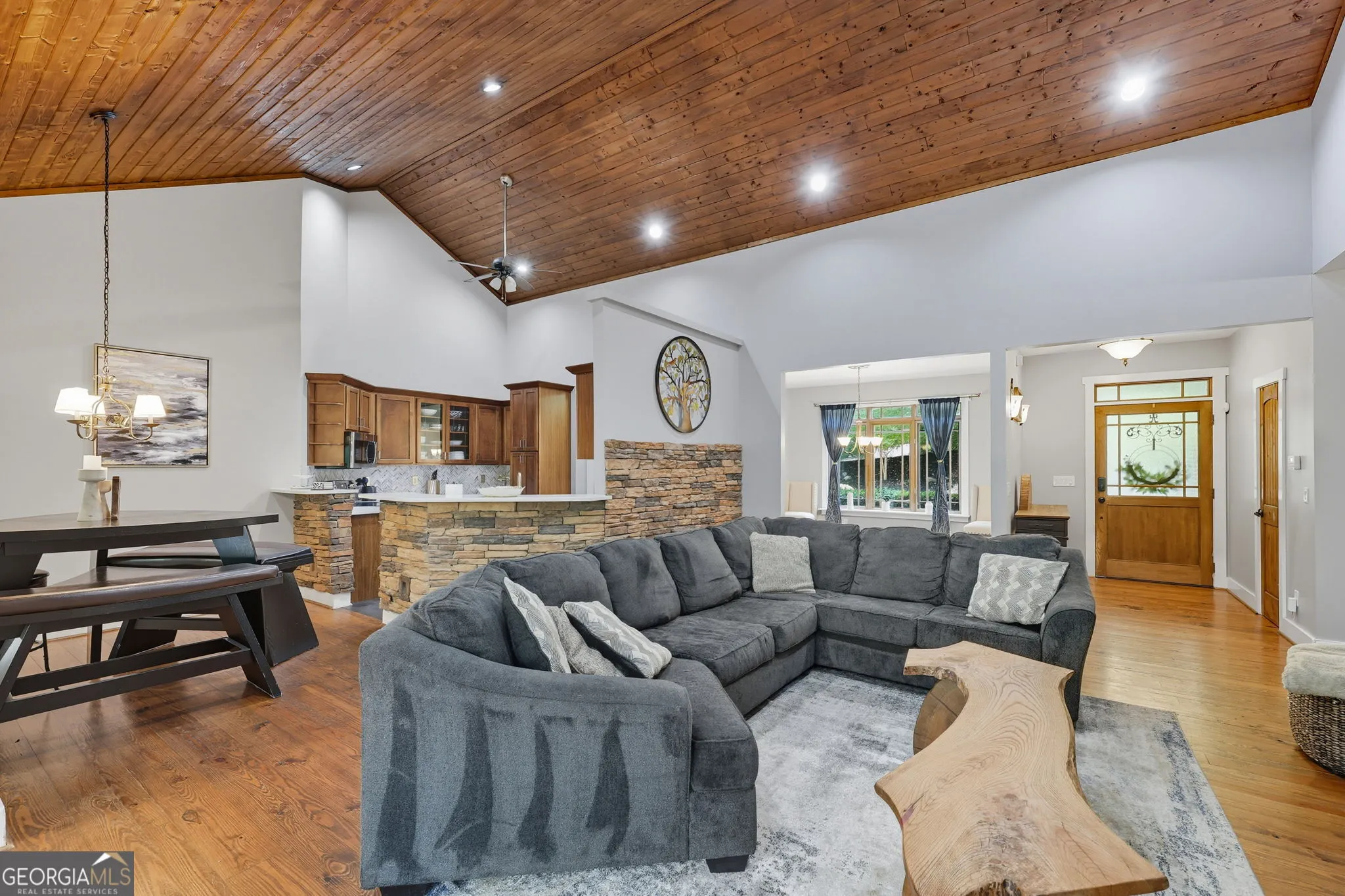 2641 Bridgewater Circle