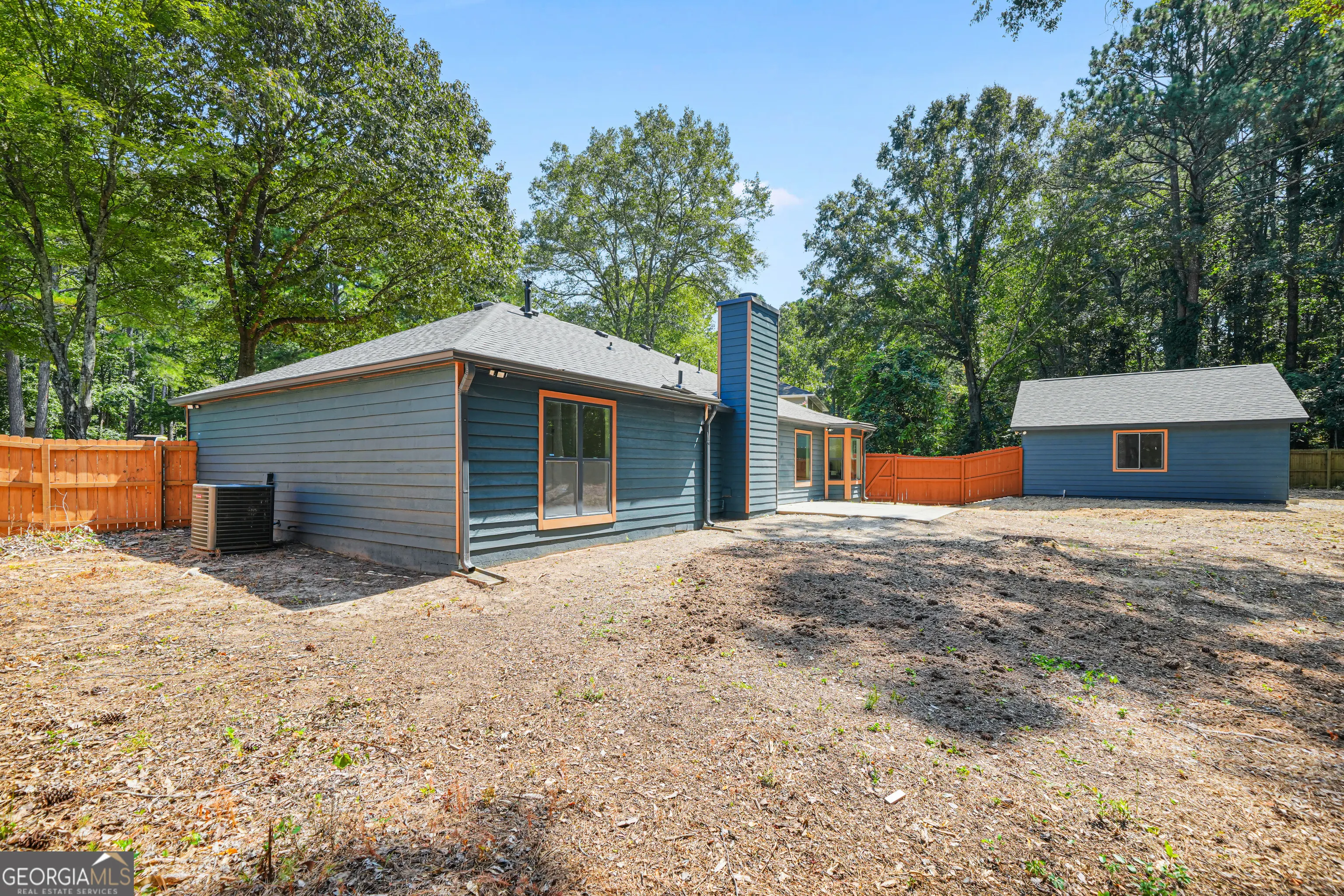 105 Shadowood Lane