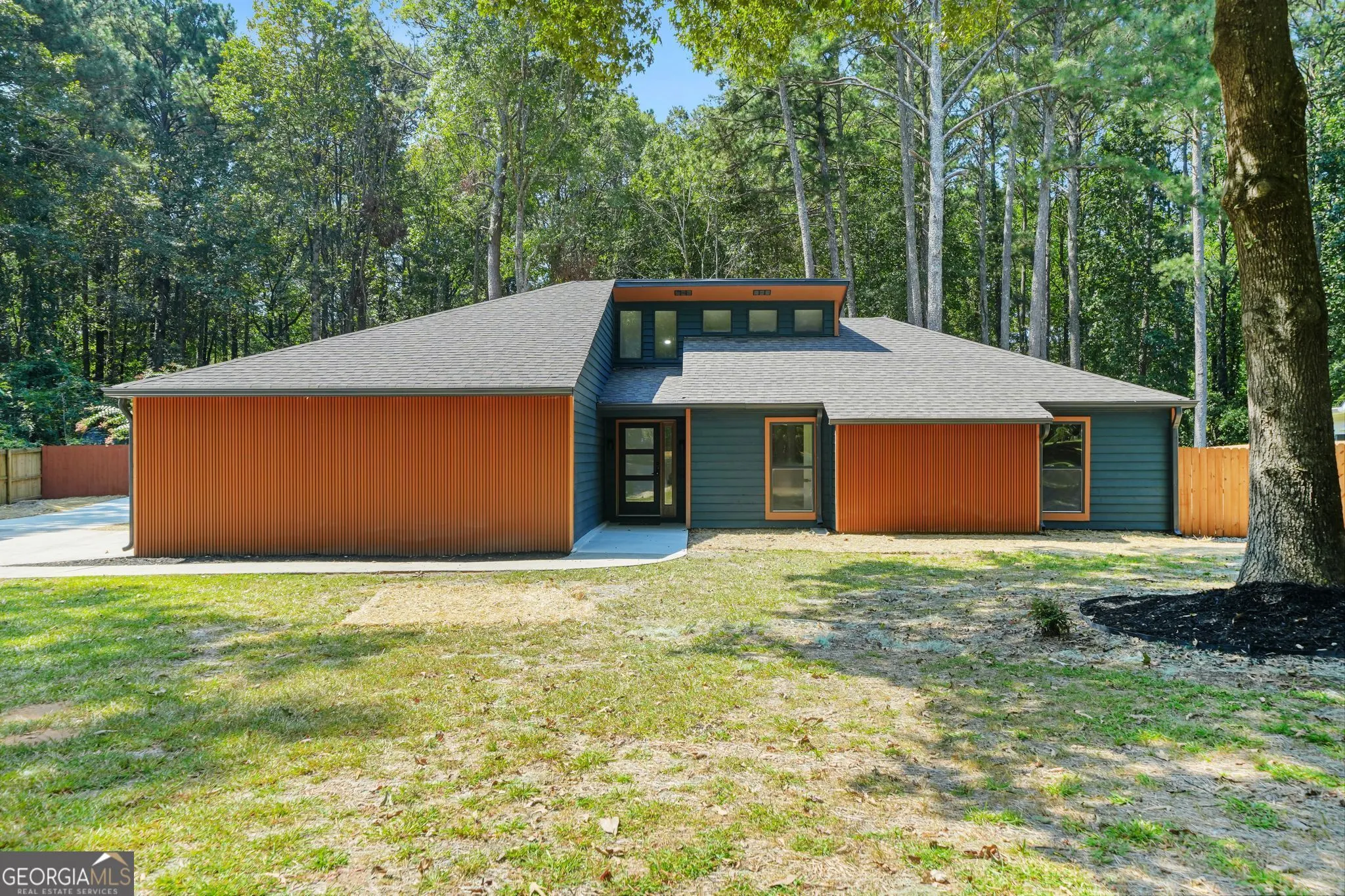 105 Shadowood Lane