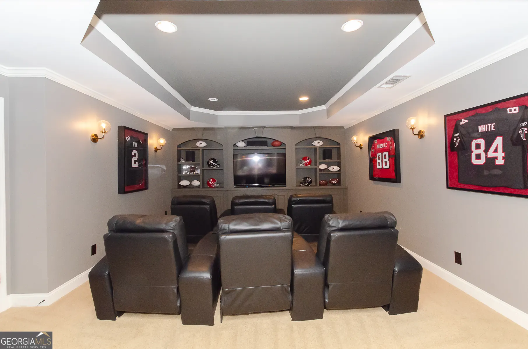 3713 Lake Edge Drive