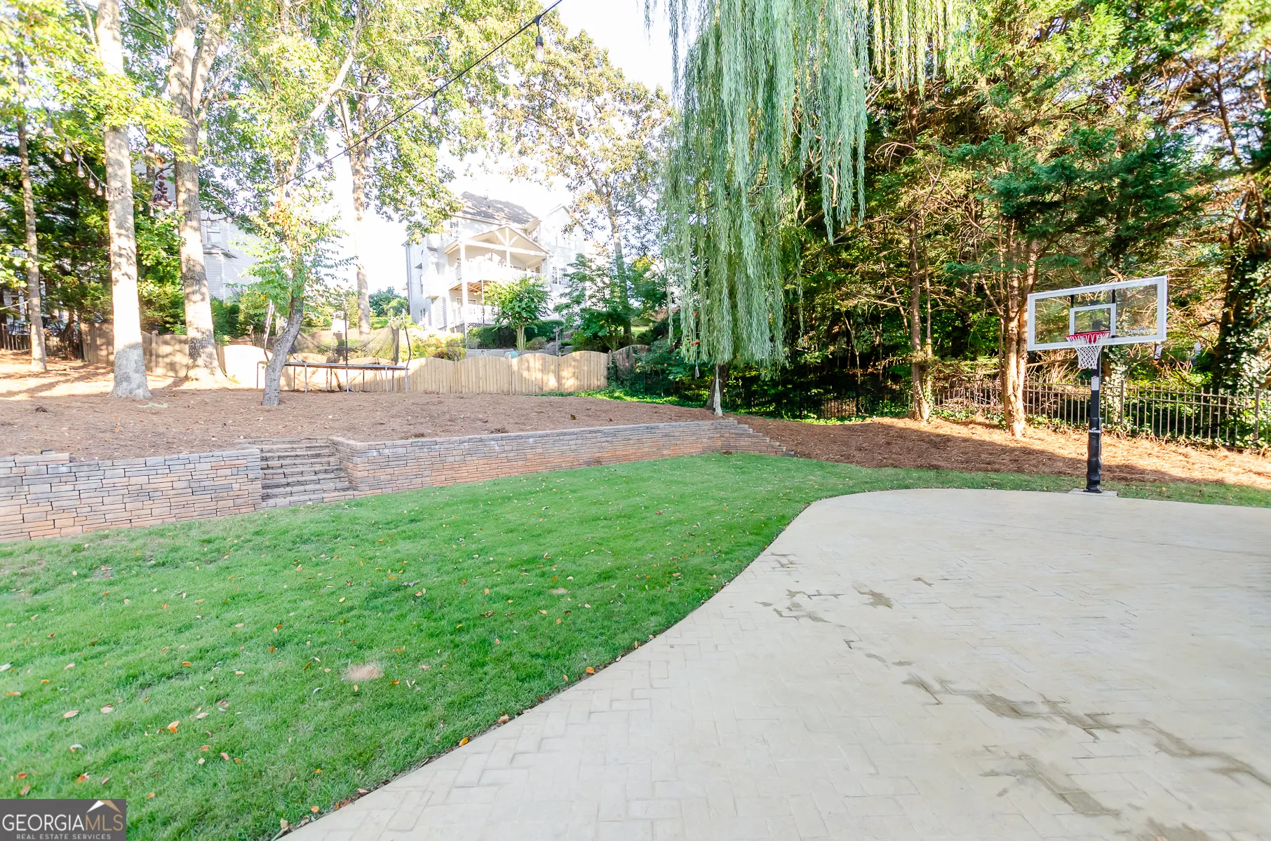 3713 Lake Edge Drive