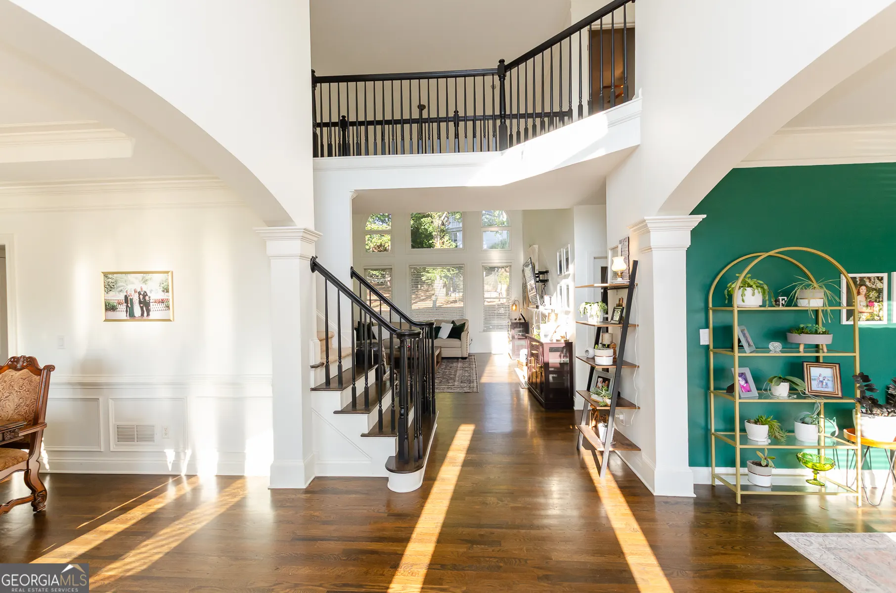 3713 Lake Edge Drive
