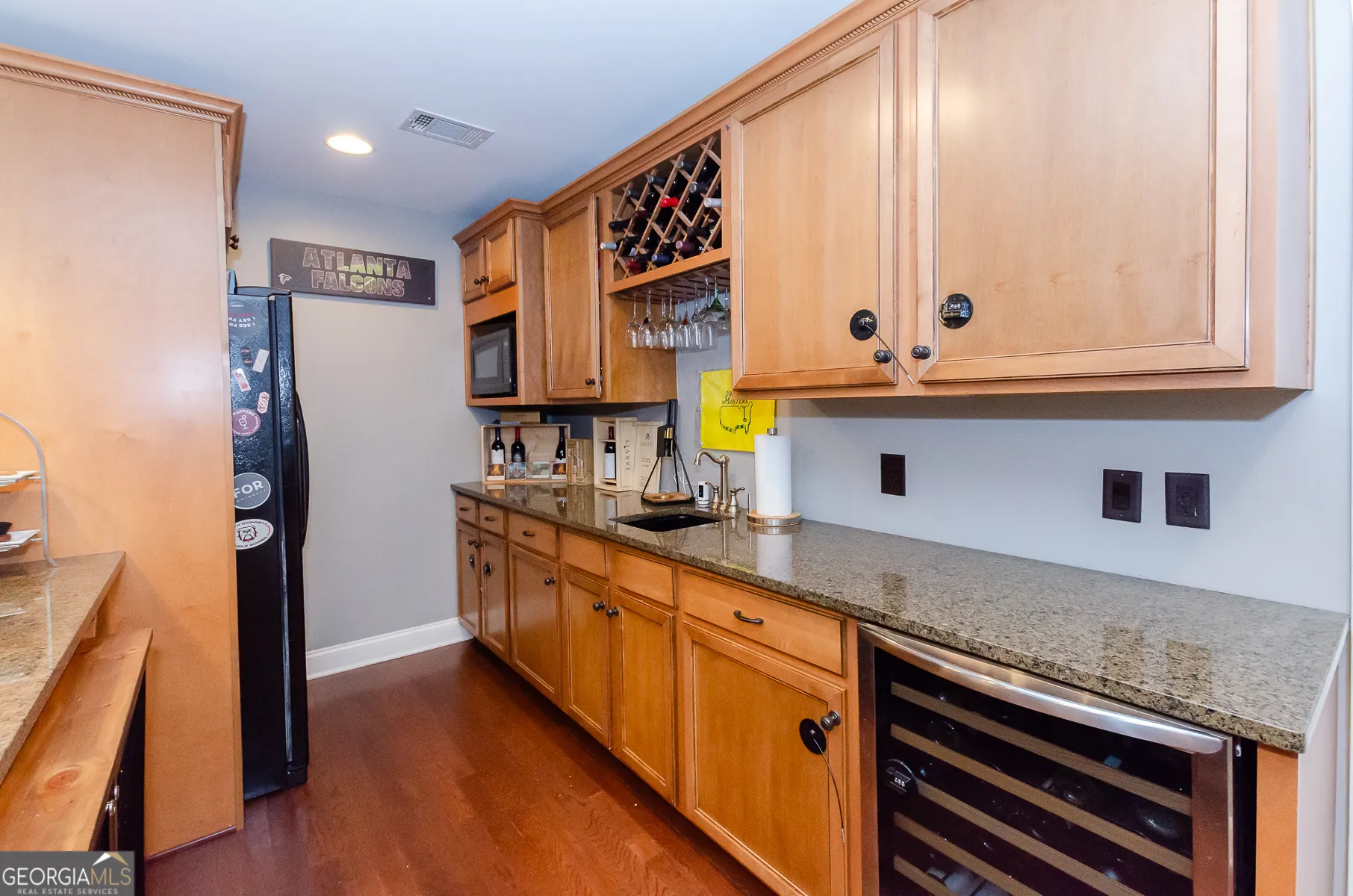 3713 Lake Edge Drive
