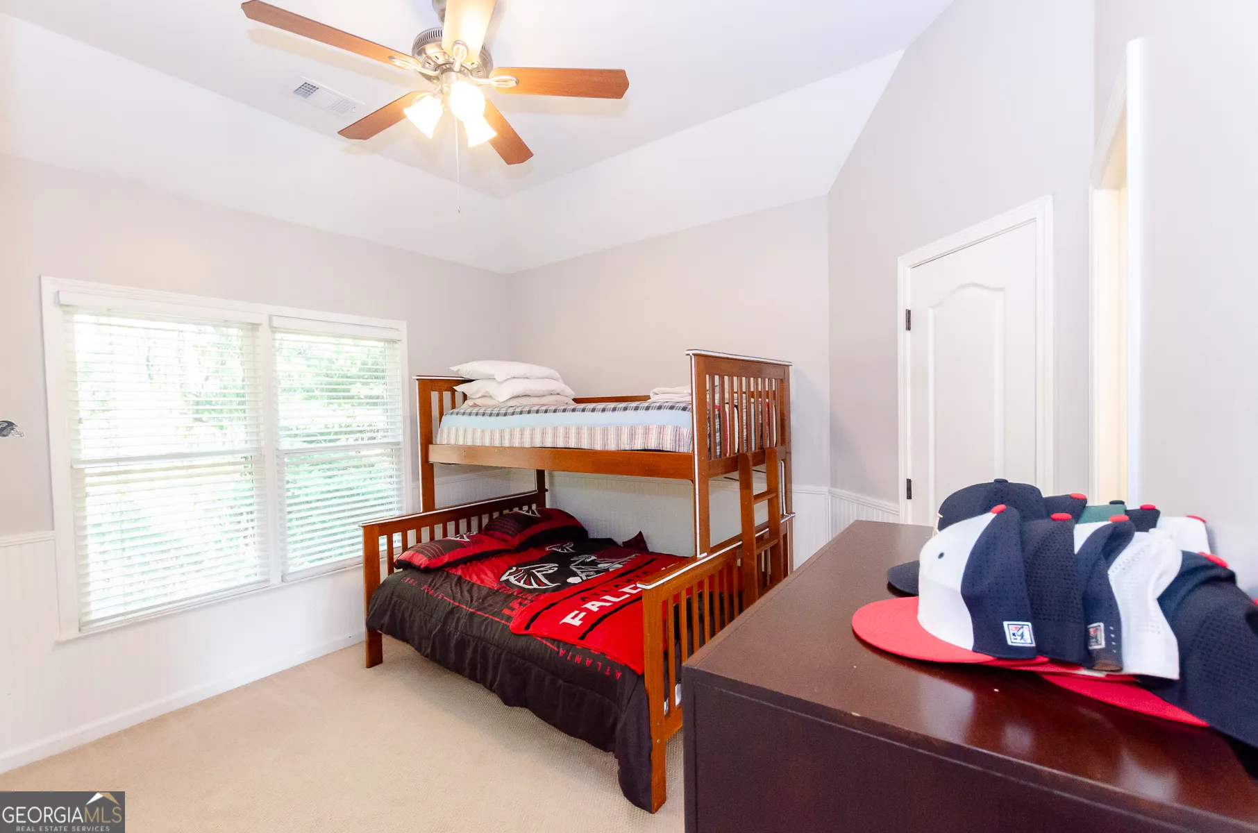 3713 Lake Edge Drive