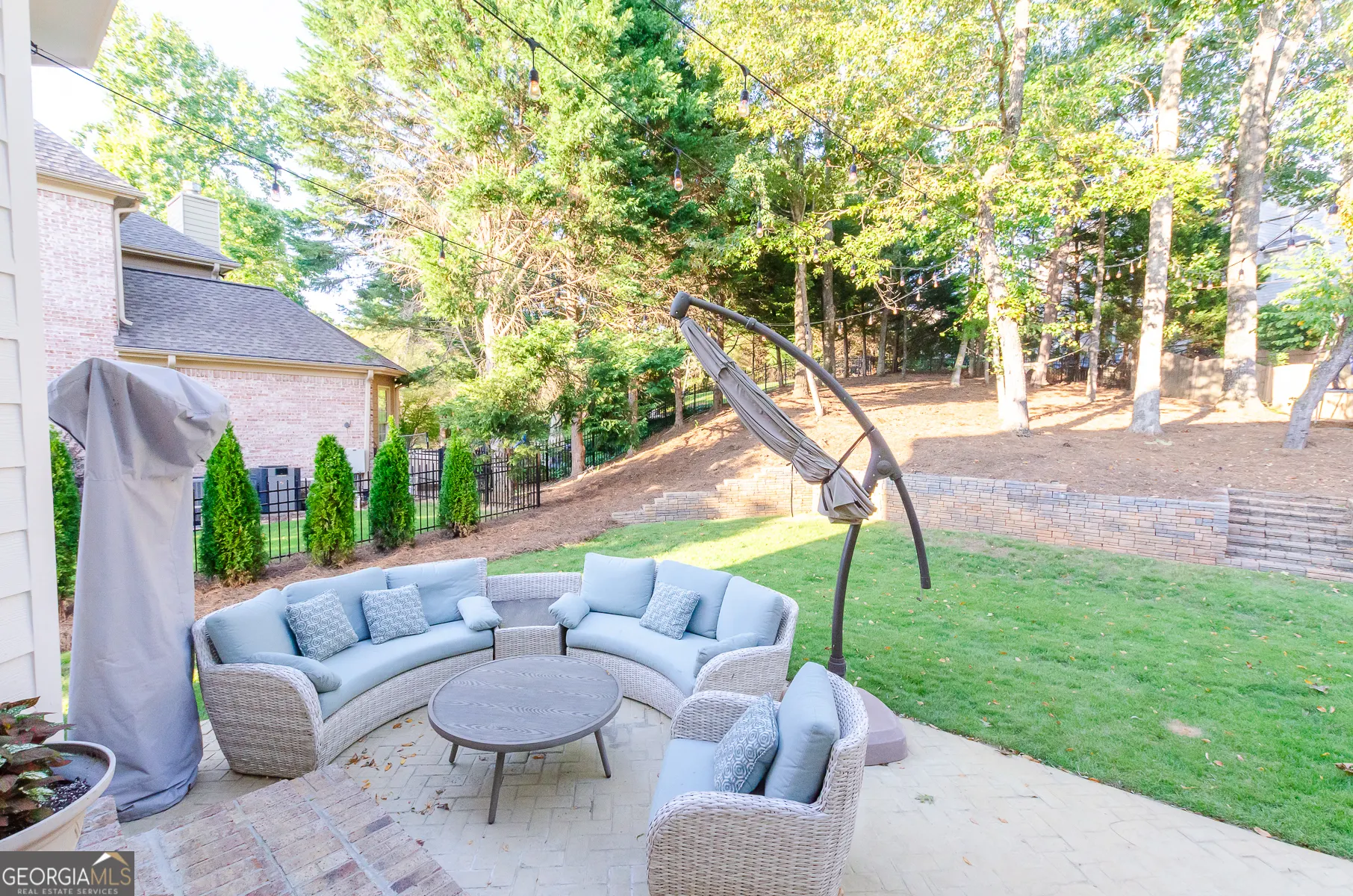 3713 Lake Edge Drive