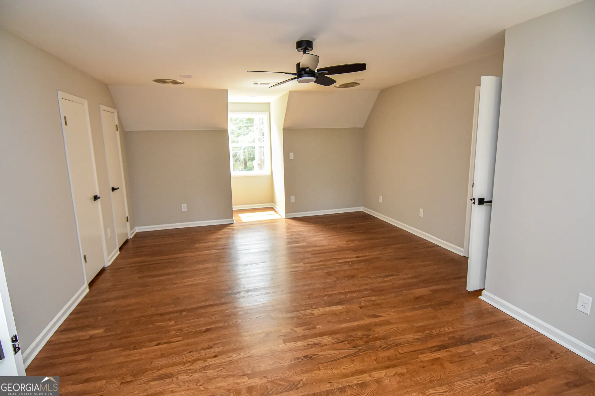 821 Bel Air Circle