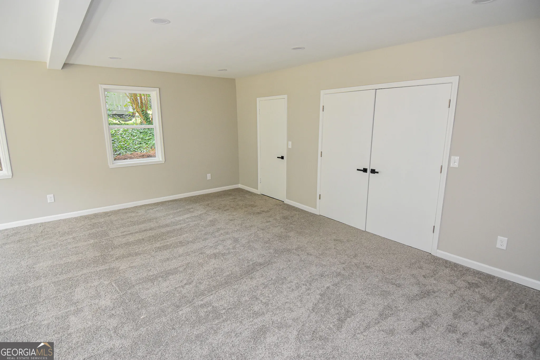 821 Bel Air Circle