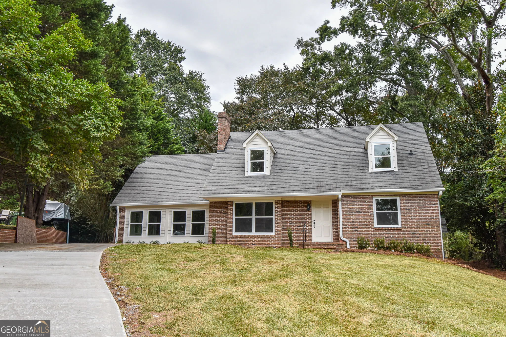 821 Bel Air Circle