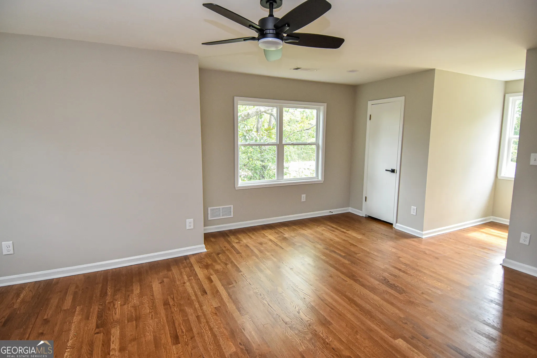 821 Bel Air Circle