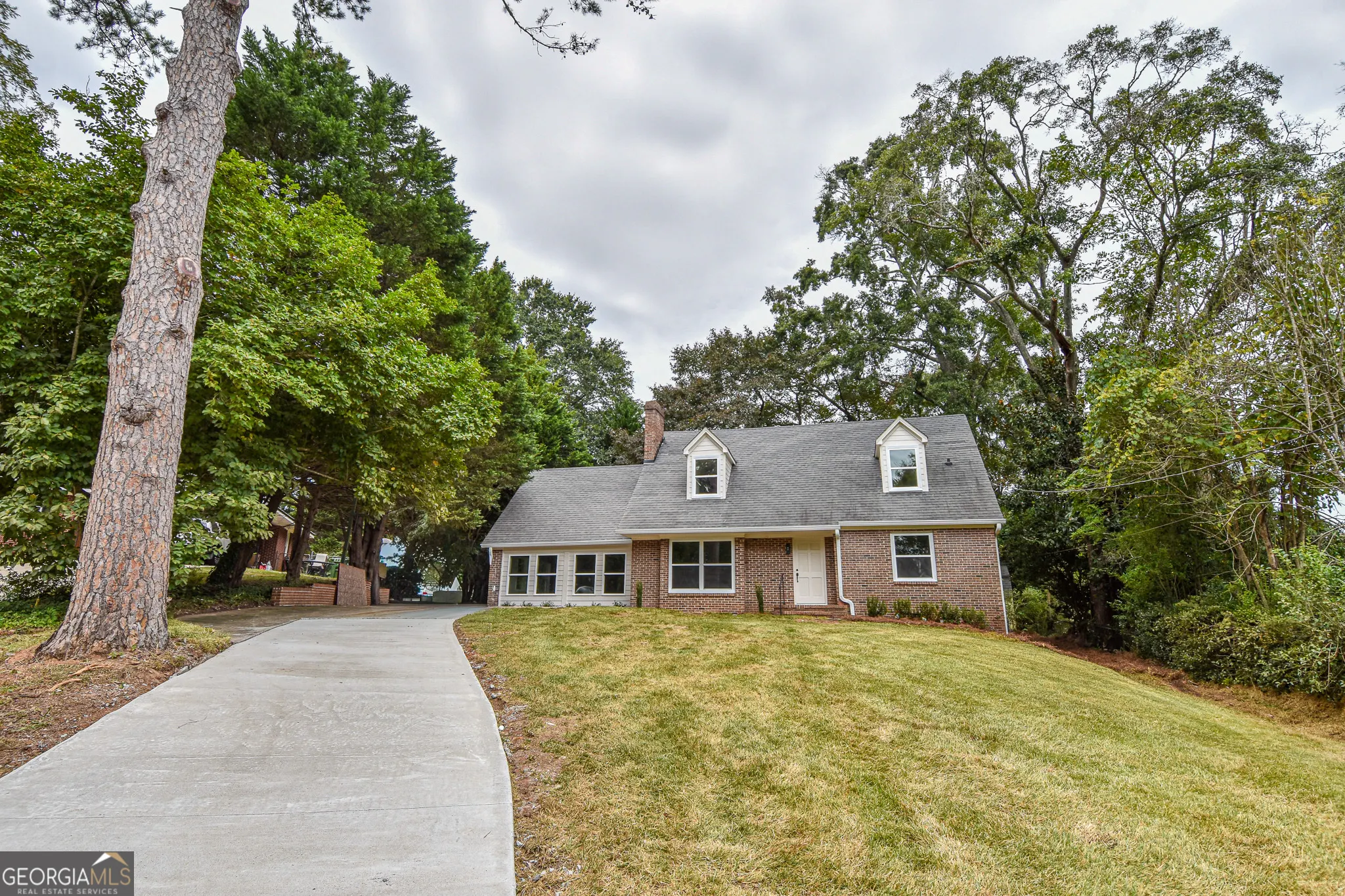 821 Bel Air Circle