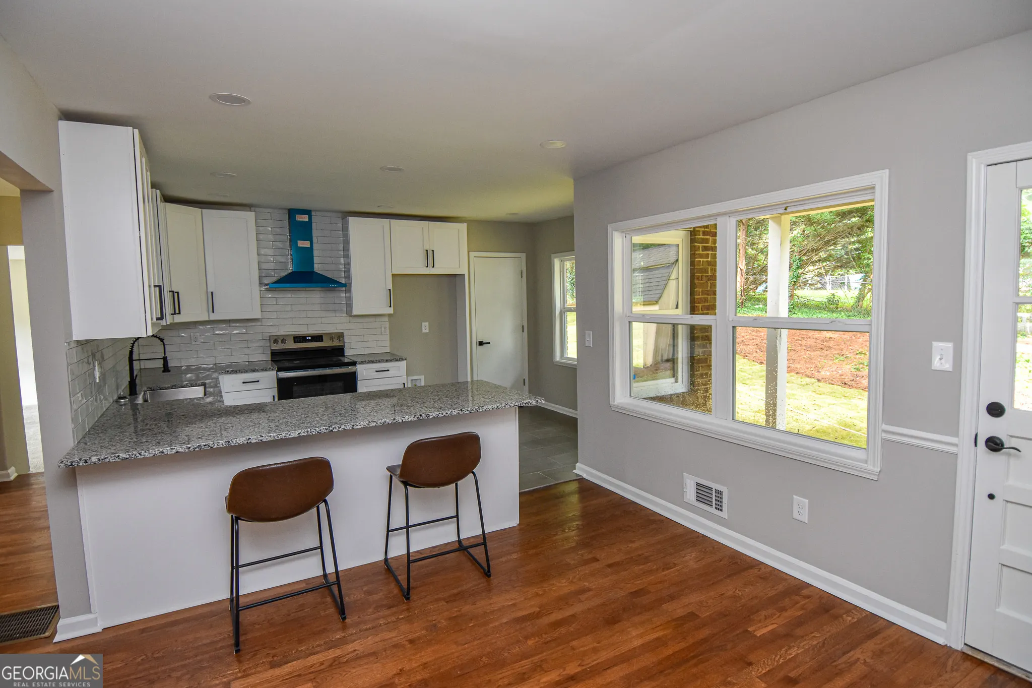 821 Bel Air Circle