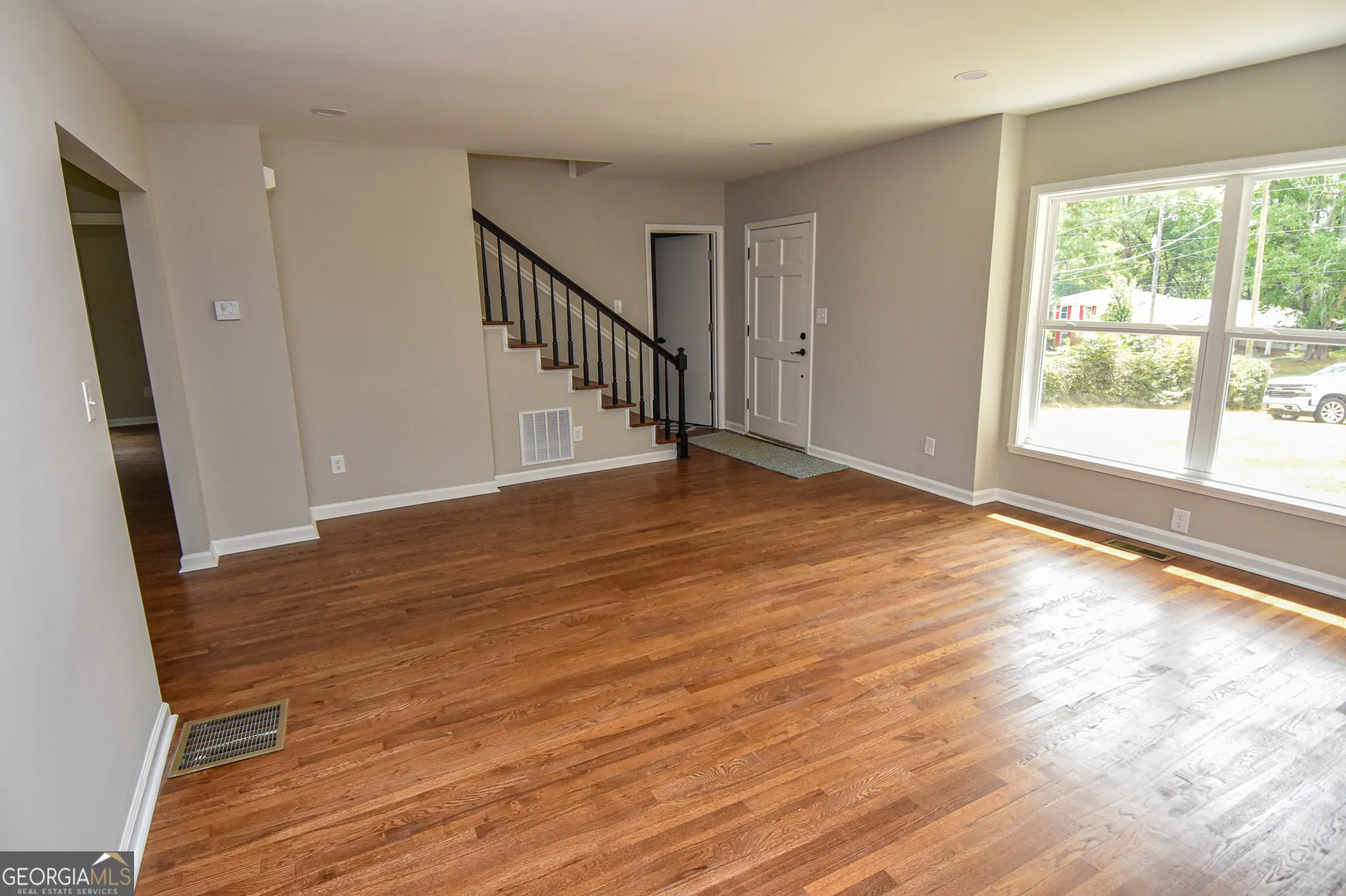 821 Bel Air Circle