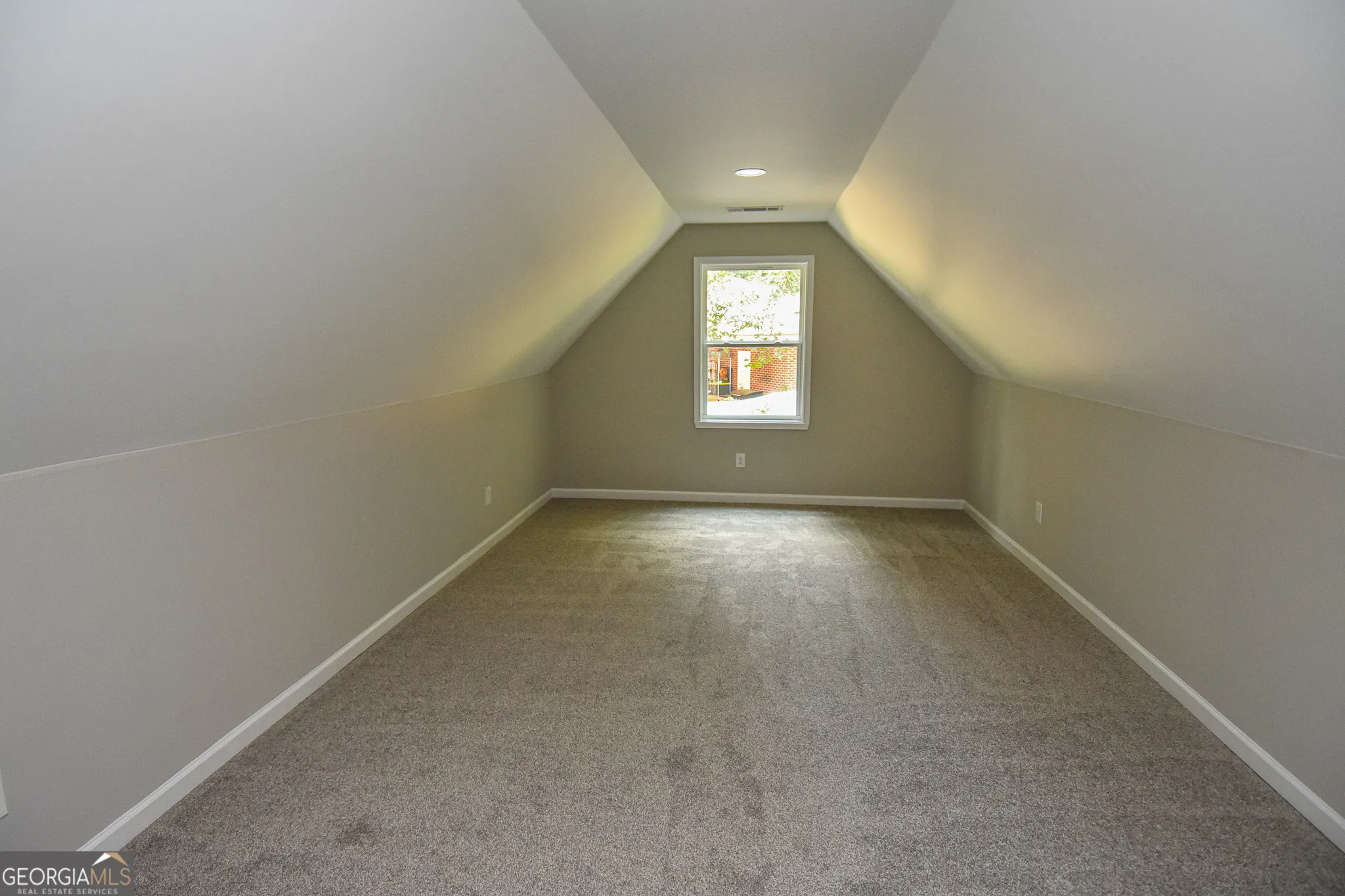 821 Bel Air Circle