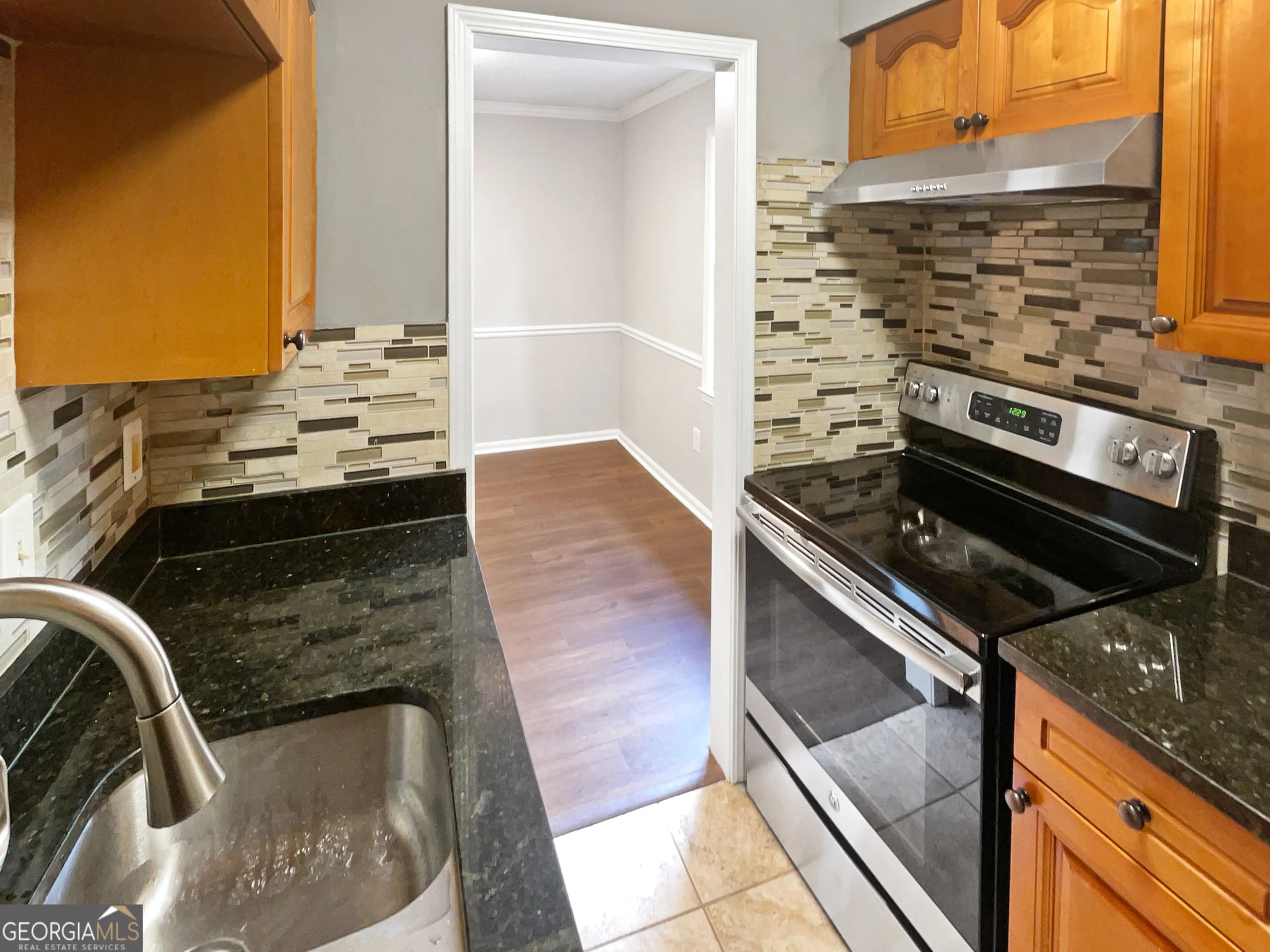 53 Monet Court NW