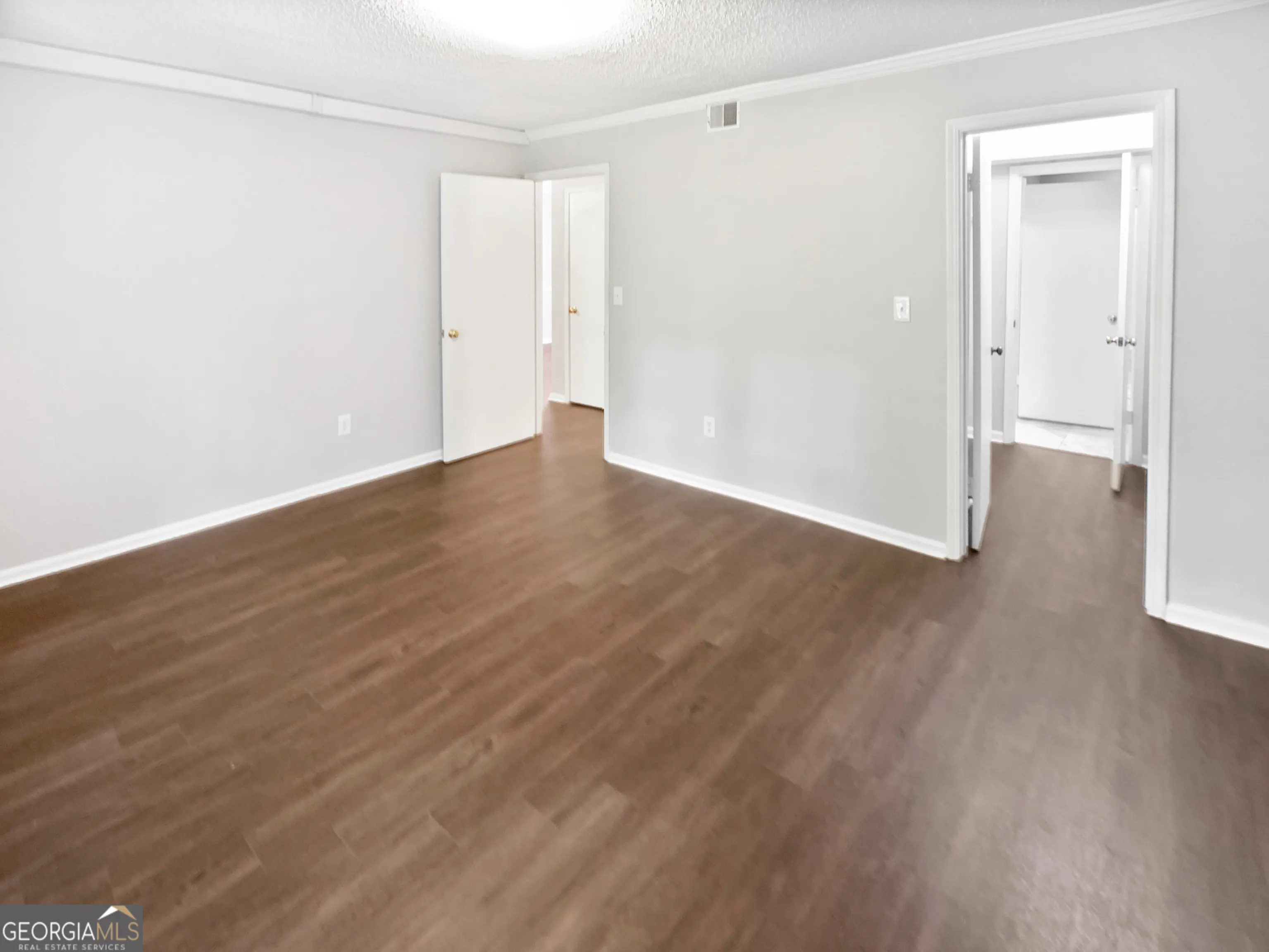 53 Monet Court NW